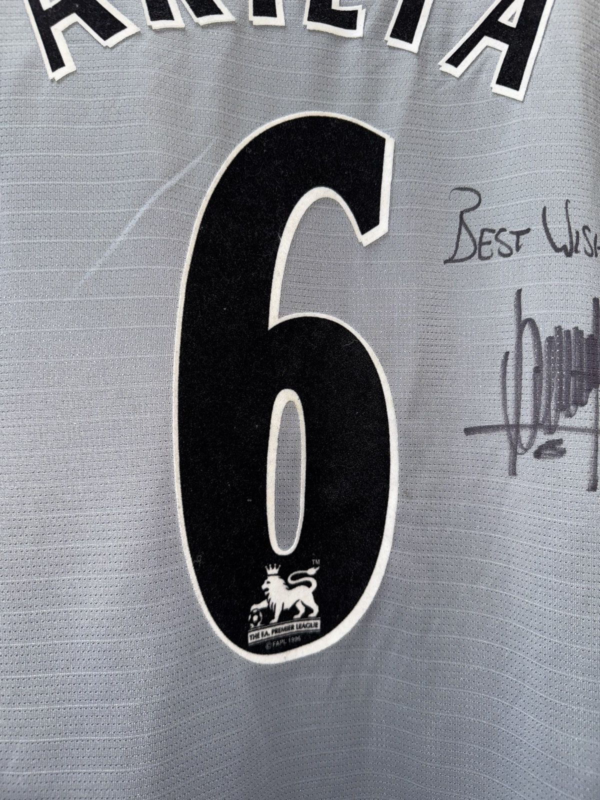 Signatures × Umbro ARTETA SIGNATURE EVERTON 2005 AWAY SHIRTS SOCCER JERSEY Size US XL / EU 56 / 4 - 10 Thumbnail