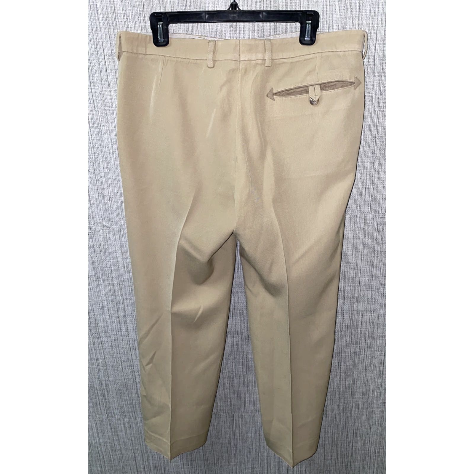 Bogner VINTAGE Bogner Mens Beige Wool Pleated Dress Pants 36 Waist 36 X 25.5 Regular Mens Beige Wool Dress Pants 1980s Size US 36 / EU 52 - 4 Thumbnail