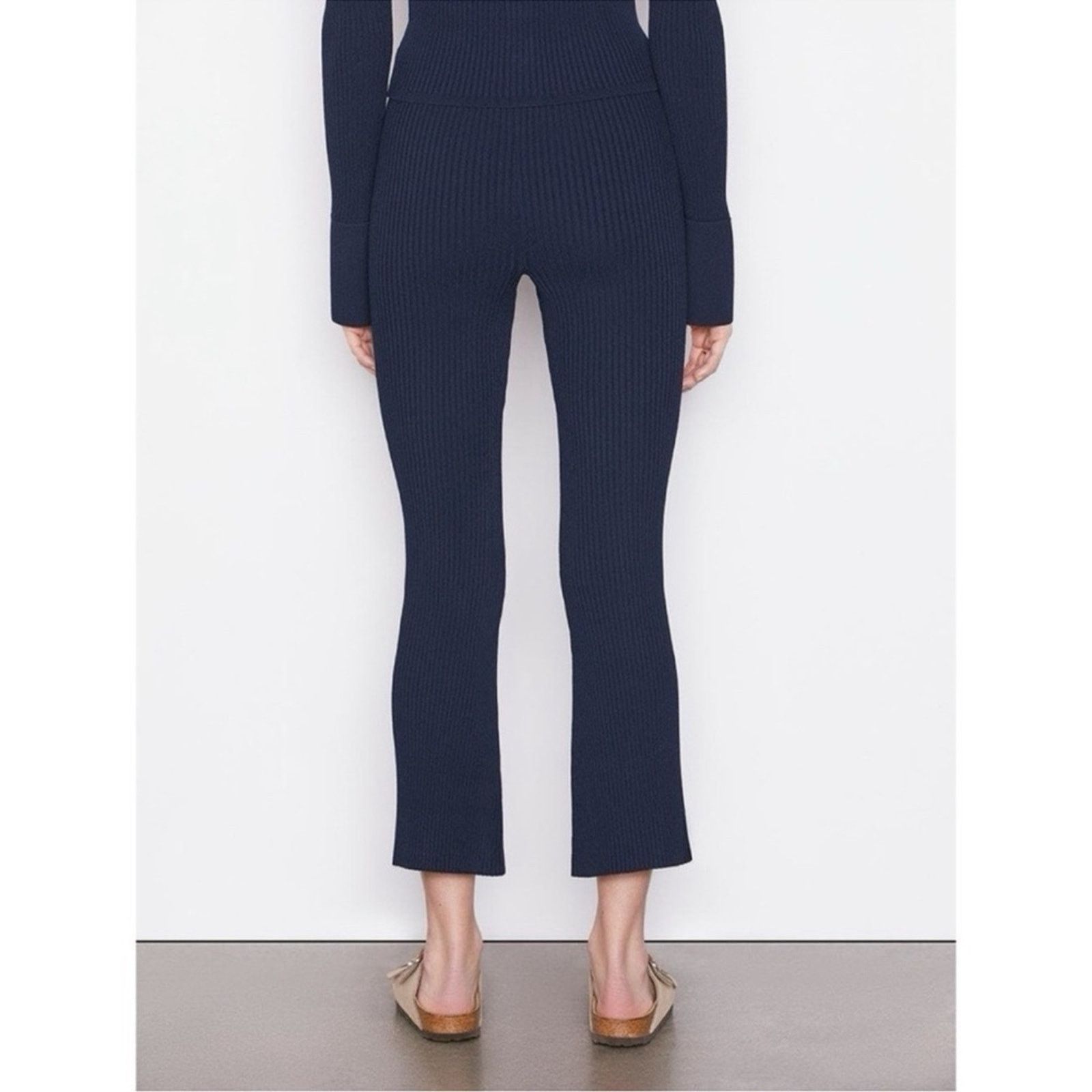 Frame FRAME Ribbed Crop Kick Knit Flared Sweater Pant Navy Sz. S Size 27" / US 4 / IT 40 - 5 Thumbnail
