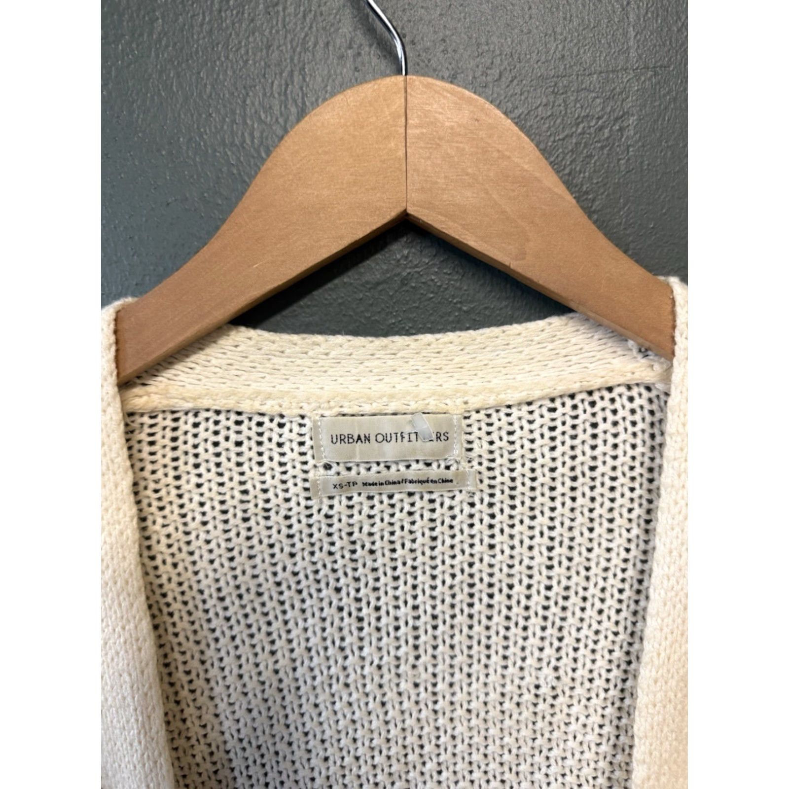 Urban Outfitters Urban Outfitters Women Ivory Open Front Kint Cardigan Sweatshirt XS Cardigan Open Front Womens XS Ivory Urban Outfitters Cardigan Sweatshirt Size XS / US 0-2 / IT 36-38 - 3 Thumbnail