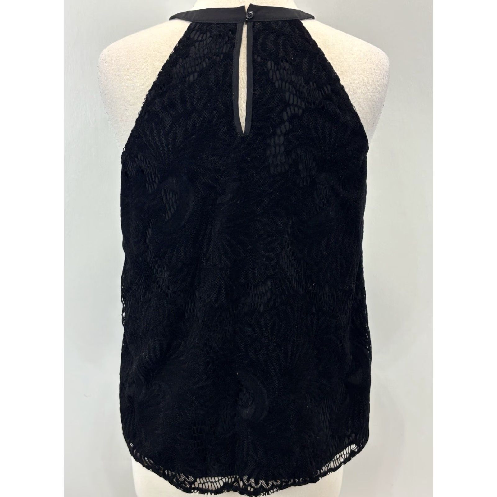 Loft LOFT velvet Burnout Halter Top Shirt Sz Small Black Whimsigoth Layered Size S / US 4 / IT 40 - 3 Thumbnail