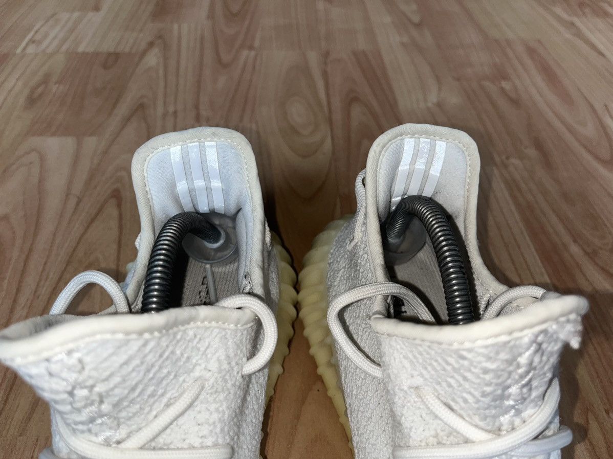 Yeezy Adidas Yeezy Boost 350 V2 Cream Size US 9.5 / EU 42-43 - 6 Thumbnail