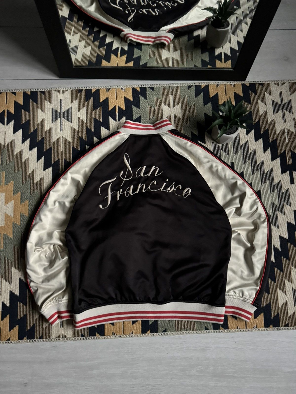 Levi's Vintage Levi’s San Francisco Reversible Bomber Jacket Size S / US 4 / IT 40 - 2 Thumbnail