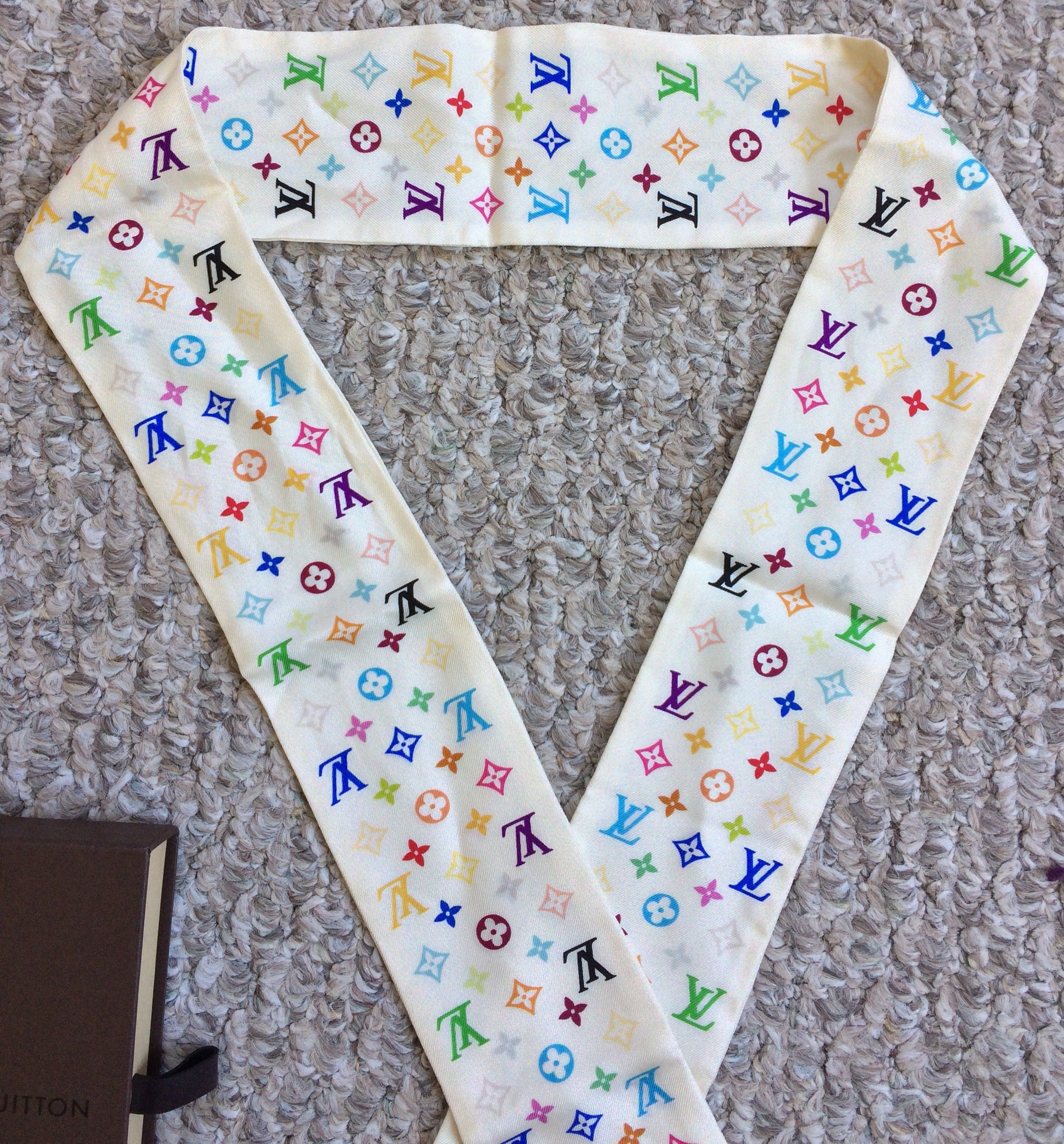 Louis Vuitton × Takashi Murakami S/S 2003 Louis Vuitton Murakami Multicolor Monogram Scarf Size ONE SIZE - 2 Thumbnail