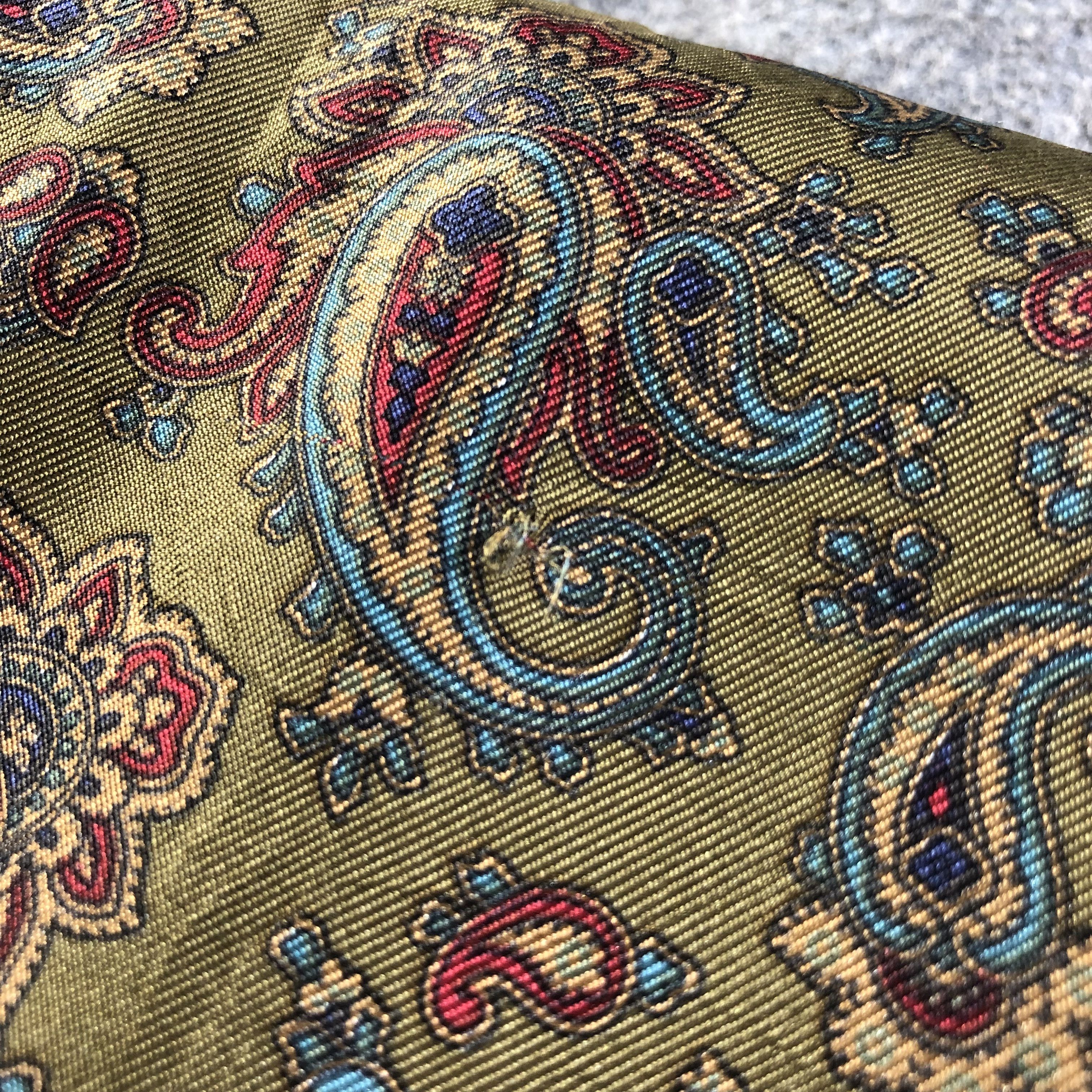 Pierre Balmain Pierre Balmain Silk/Wool Paisley Scarf Muffler V2550 Size ONE SIZE - 6 Thumbnail