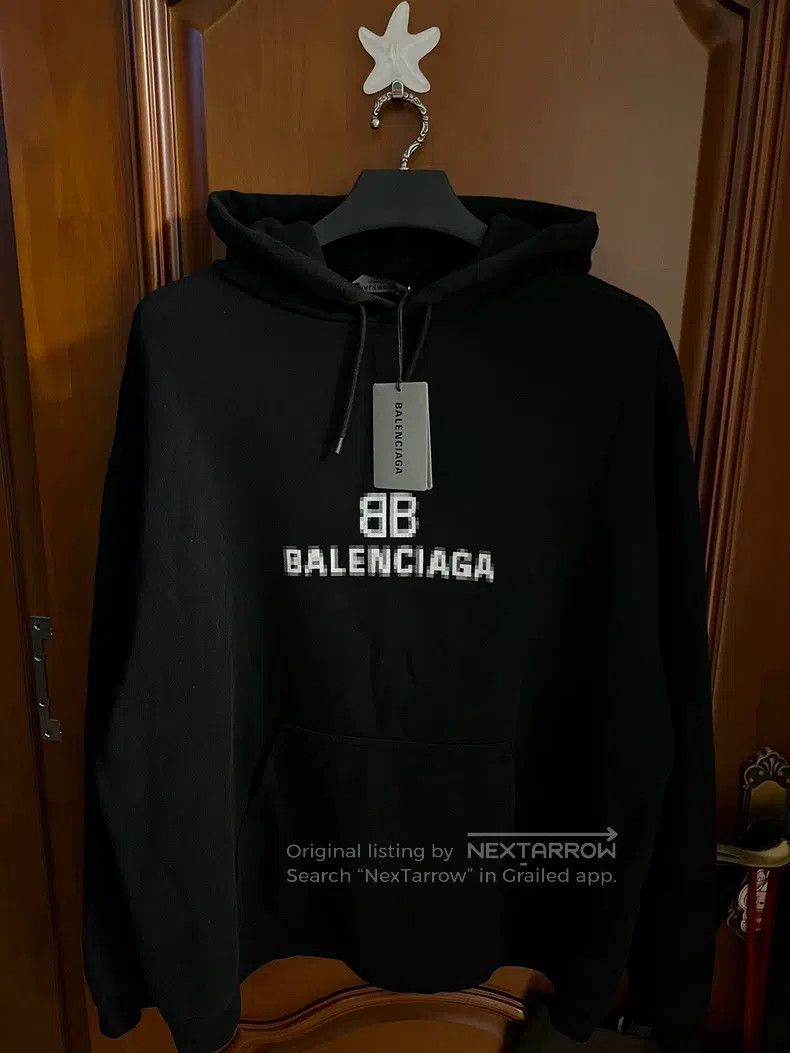 Balenciaga Balenciaga Mosaic Sweatshirt Size US XL / EU 56 / 4 - 1 Thumbnail