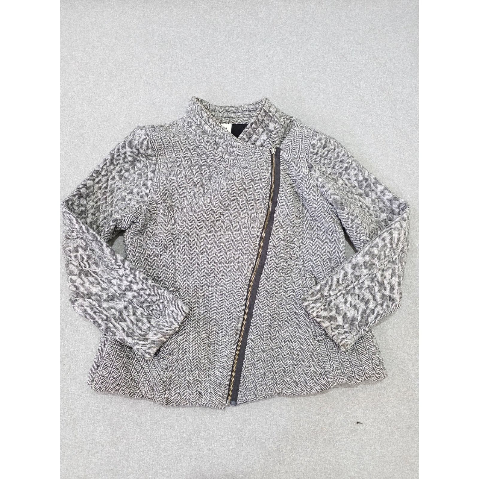 Other Cabi Womens Jacket Size L Gray Quilted Offset Zipper Coat Size L / US 10 / IT 46 - 1 Thumbnail