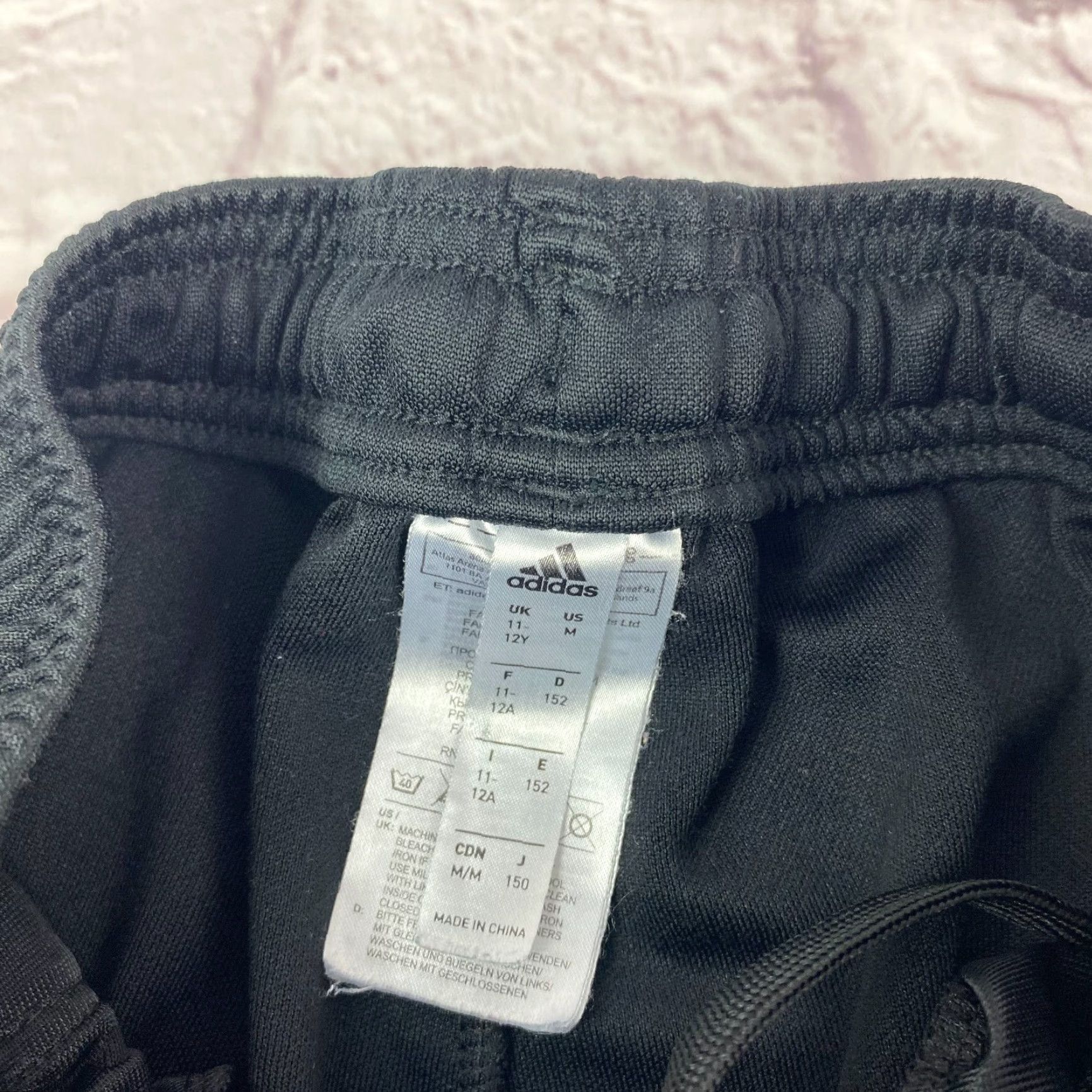 Adidas Adidas Track Sweatpants Teens M Black Logo Athletic Ankle Zip Pants Size 32" / US 10 / IT 46 - 7 Thumbnail