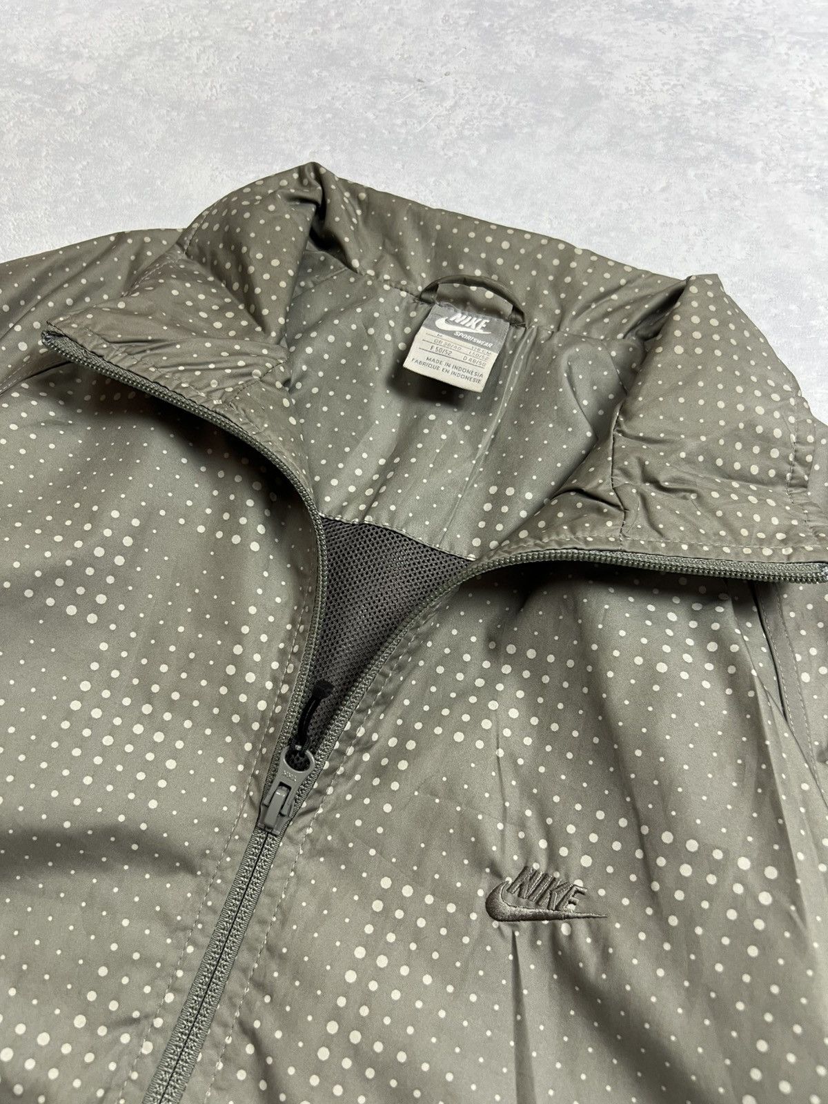 Nike 00s Nike Retro Logo Vintage Y2K Oversized Retro Nylon Jacket Size US M / EU 48-50 / 2 - 4 Thumbnail