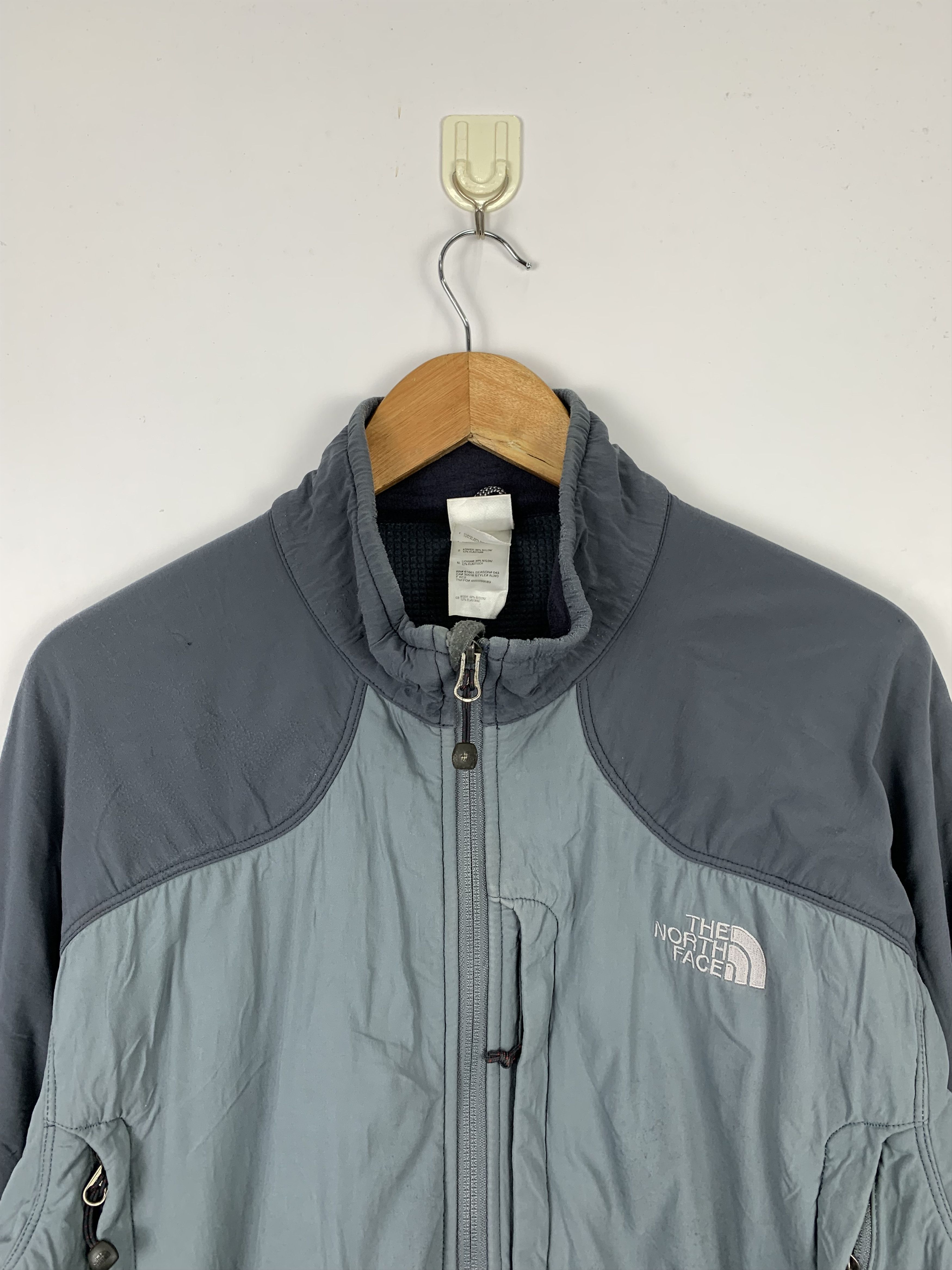 The North Face Vintage The North Face Windbreaker Jacket J1311 Size US M / EU 48-50 / 2 - 2 Thumbnail