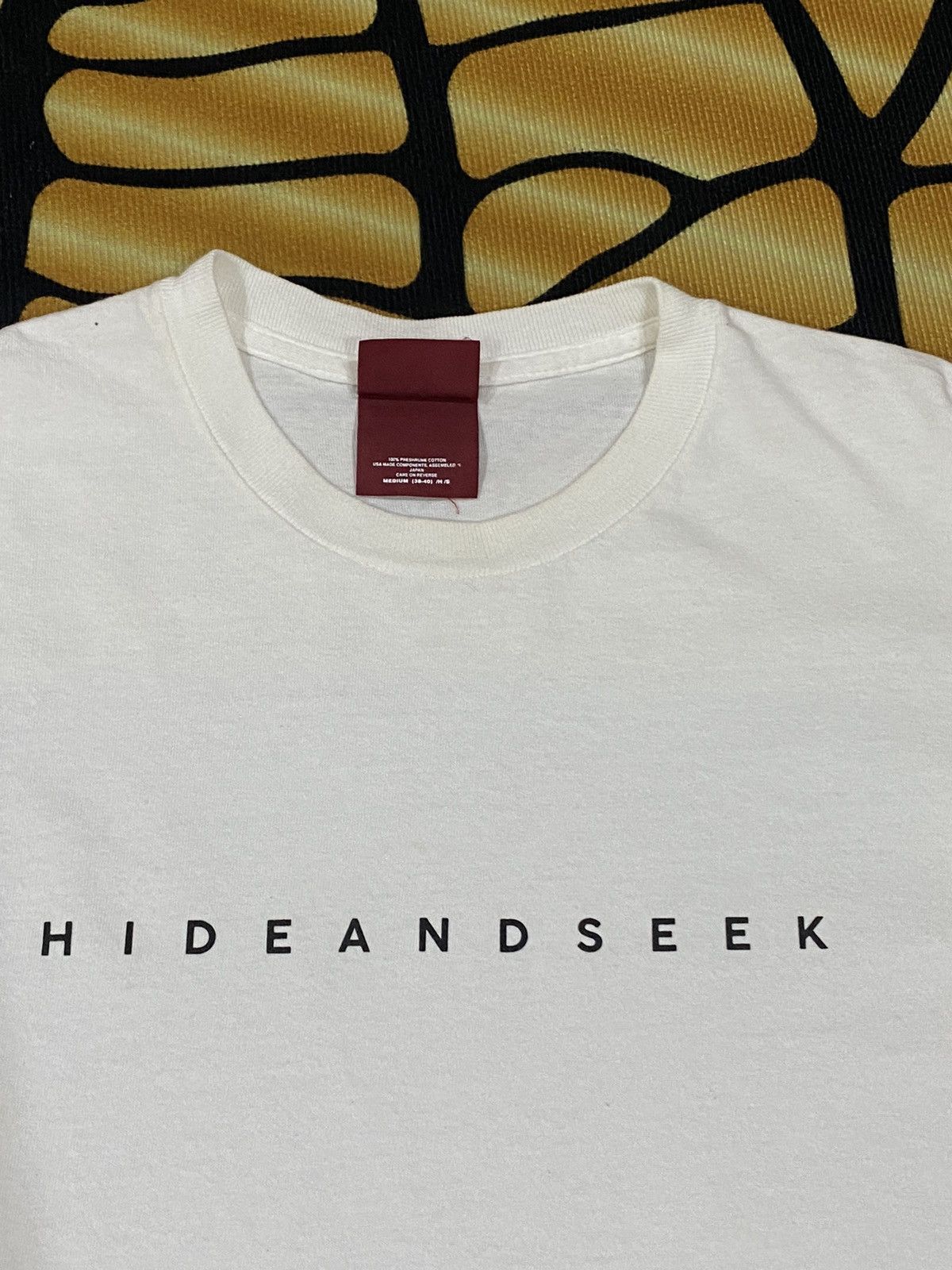 Japanese Brand RARE HIDE&SEEK BORN FREE WHITE TEE Size US M / EU 48-50 / 2 - 6 Thumbnail
