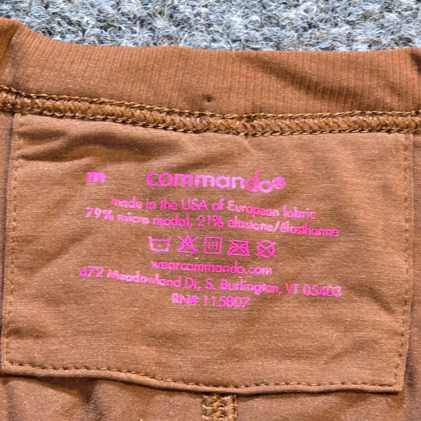 Commando Commando Top Womens Medium Brown Long Sleeve Stretch Casual Jersey V-Neck T-Shirt Regular Cap Sleeve - Womens Size M / US 6-8 / IT 42-44 - 4 Thumbnail