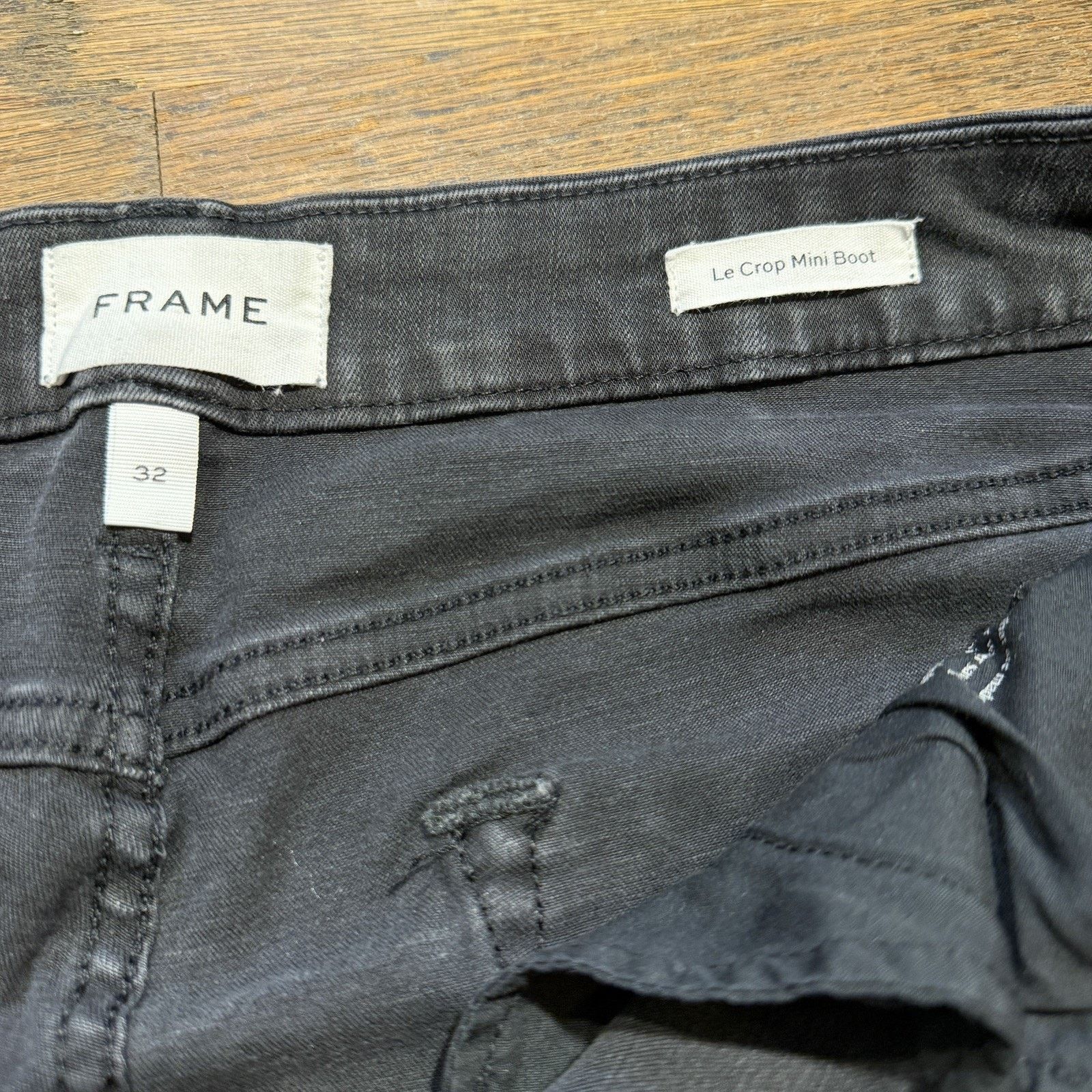 Frame Frame Le Mini Boot Cut Jeans Black Noir High Rise Size 32 Size 32" / US 10 / IT 46 - 7 Thumbnail