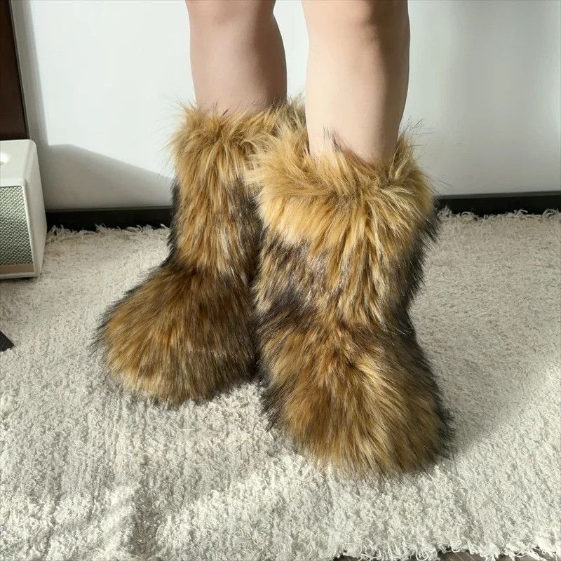 Japanese Brand Fluffy Faux Fur Snow Boots Size US 6 / IT 36 - 2 Thumbnail