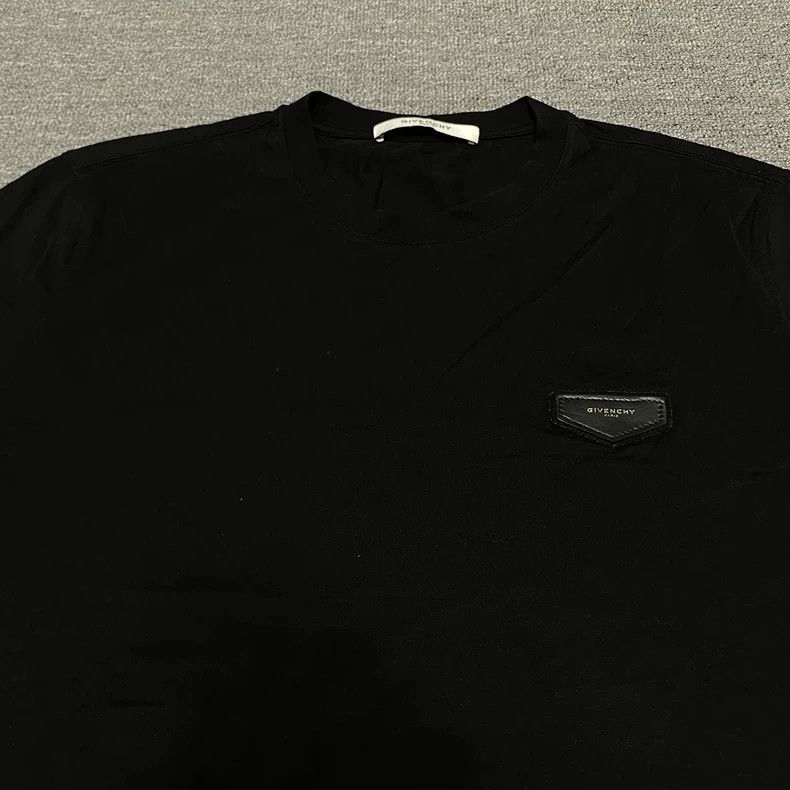 Givenchy Givenchy Patch Logo Short Sleeve Shirt Size US XL / EU 56 / 4 - 3 Thumbnail