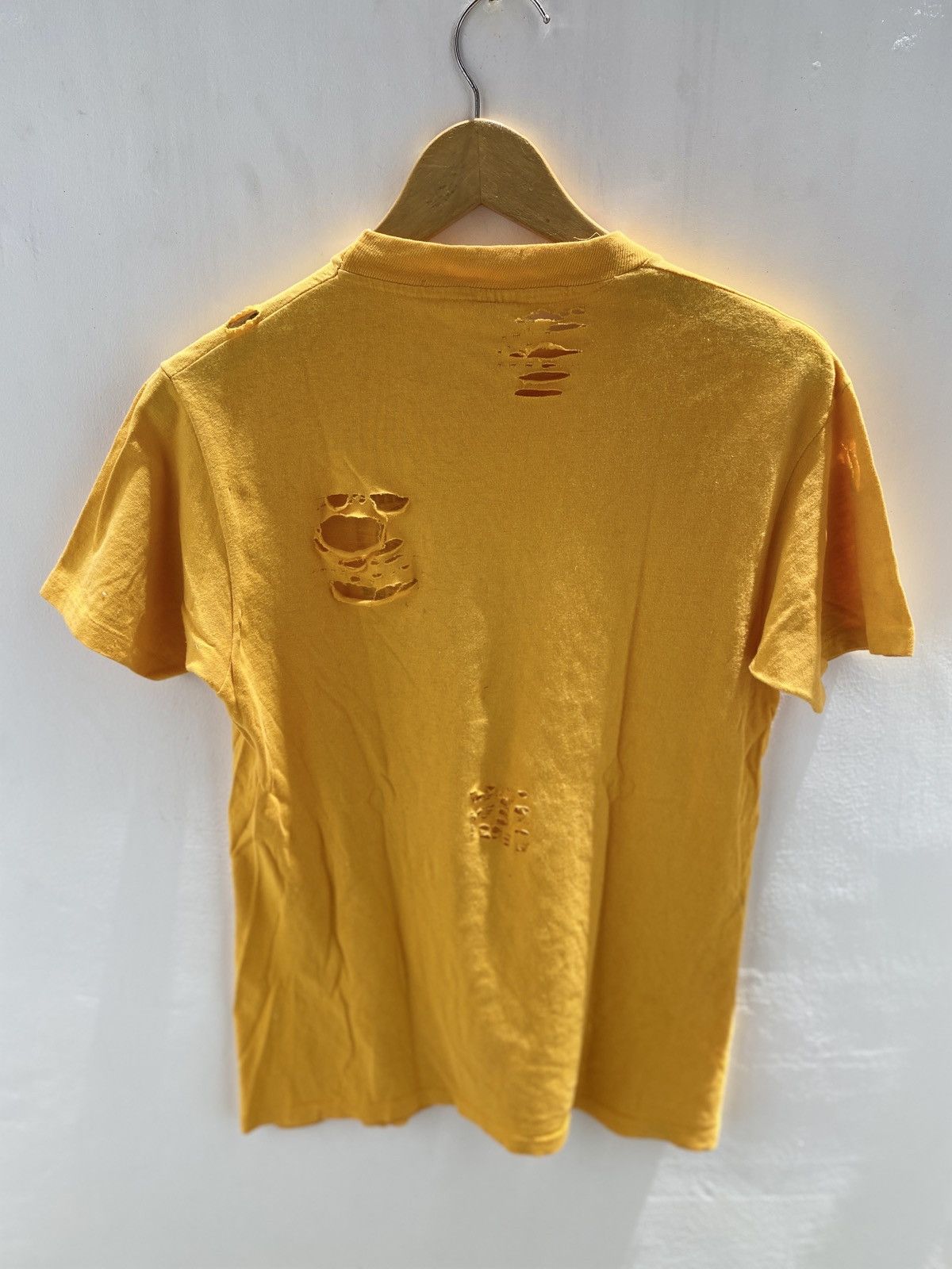 Vintage Vintage 80’s Sun Phoenix Thrashed Grunge tshirt Size US M / EU 48-50 / 2 - 8 Thumbnail
