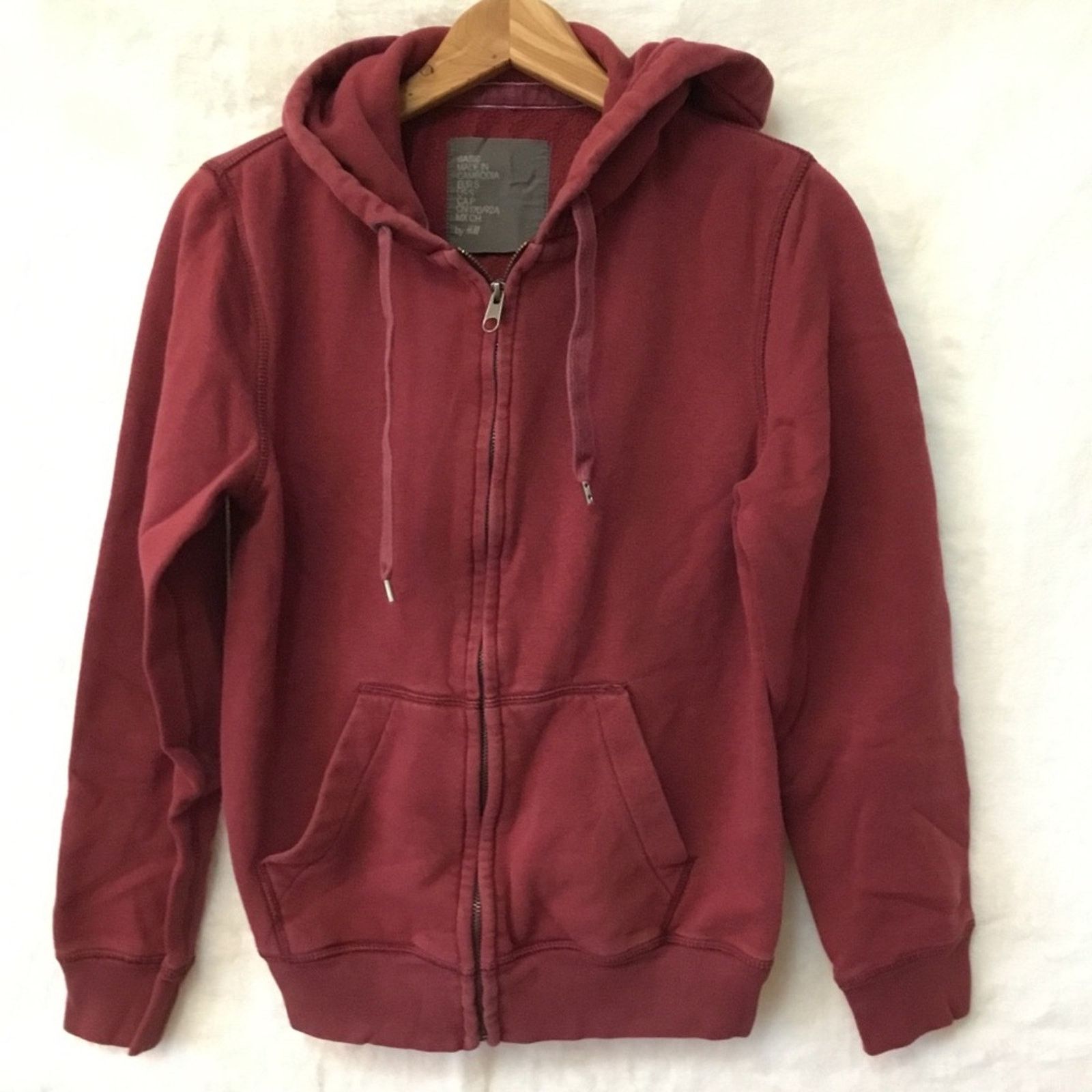 H&M H&M Burgundy Zip-Up Hoodie Size S / US 4 / IT 40 - 2 Thumbnail