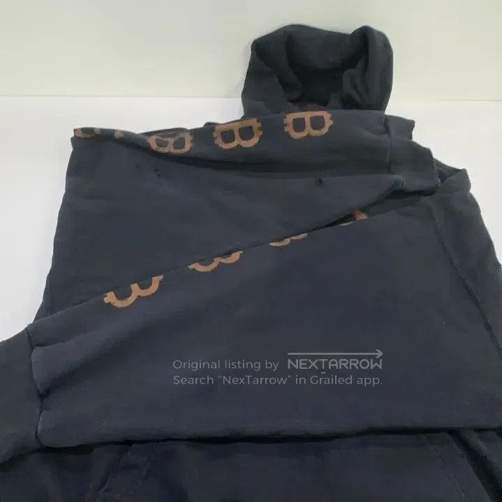 Balenciaga Balenciaga FW23 Letter Print Distressed Hoodie. Size US M / EU 48-50 / 2 - 2 Thumbnail