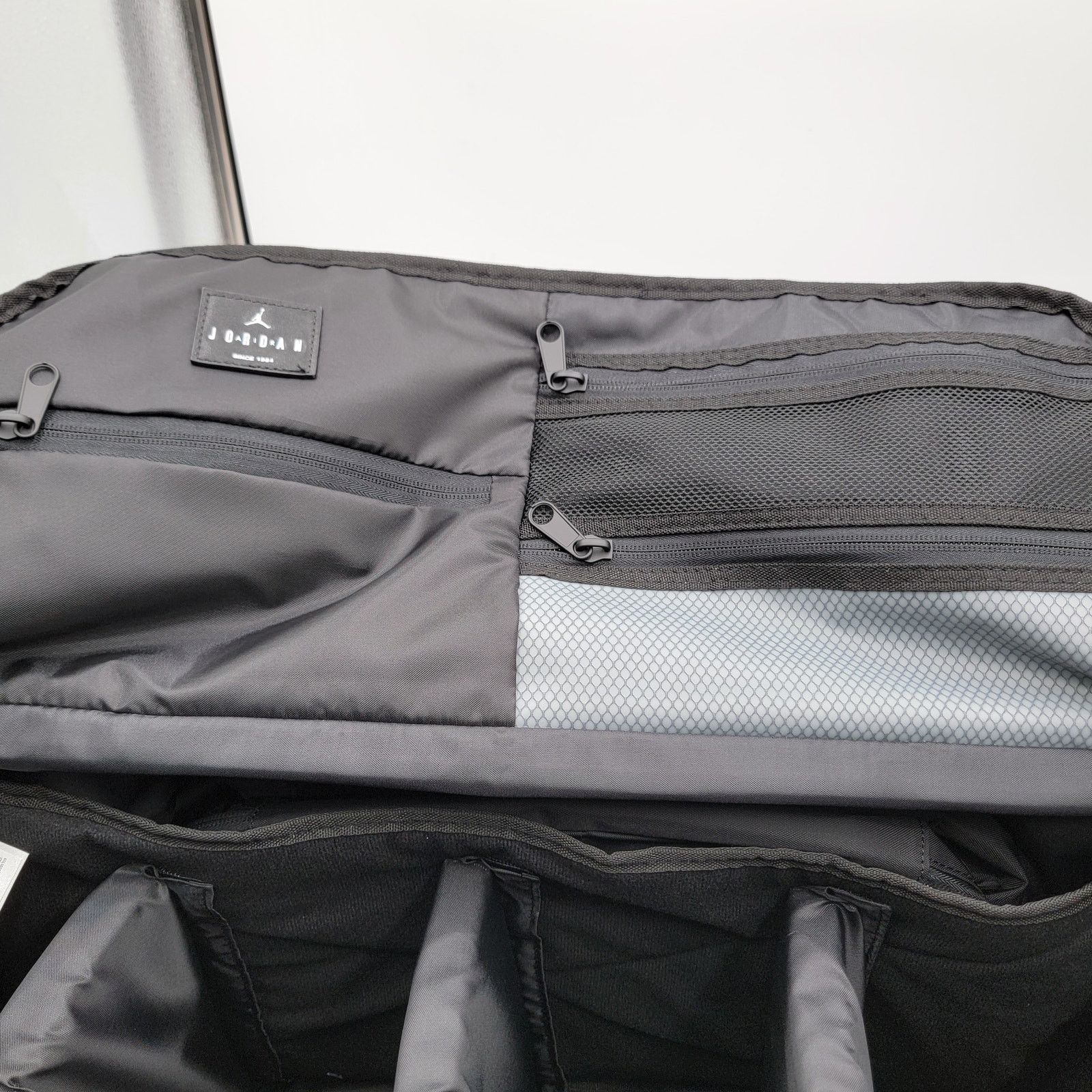 Jordan Brand Jordan Collectors 44L Duffle Travel Bag Black MA0932-023 Size ONE SIZE - 11 Thumbnail
