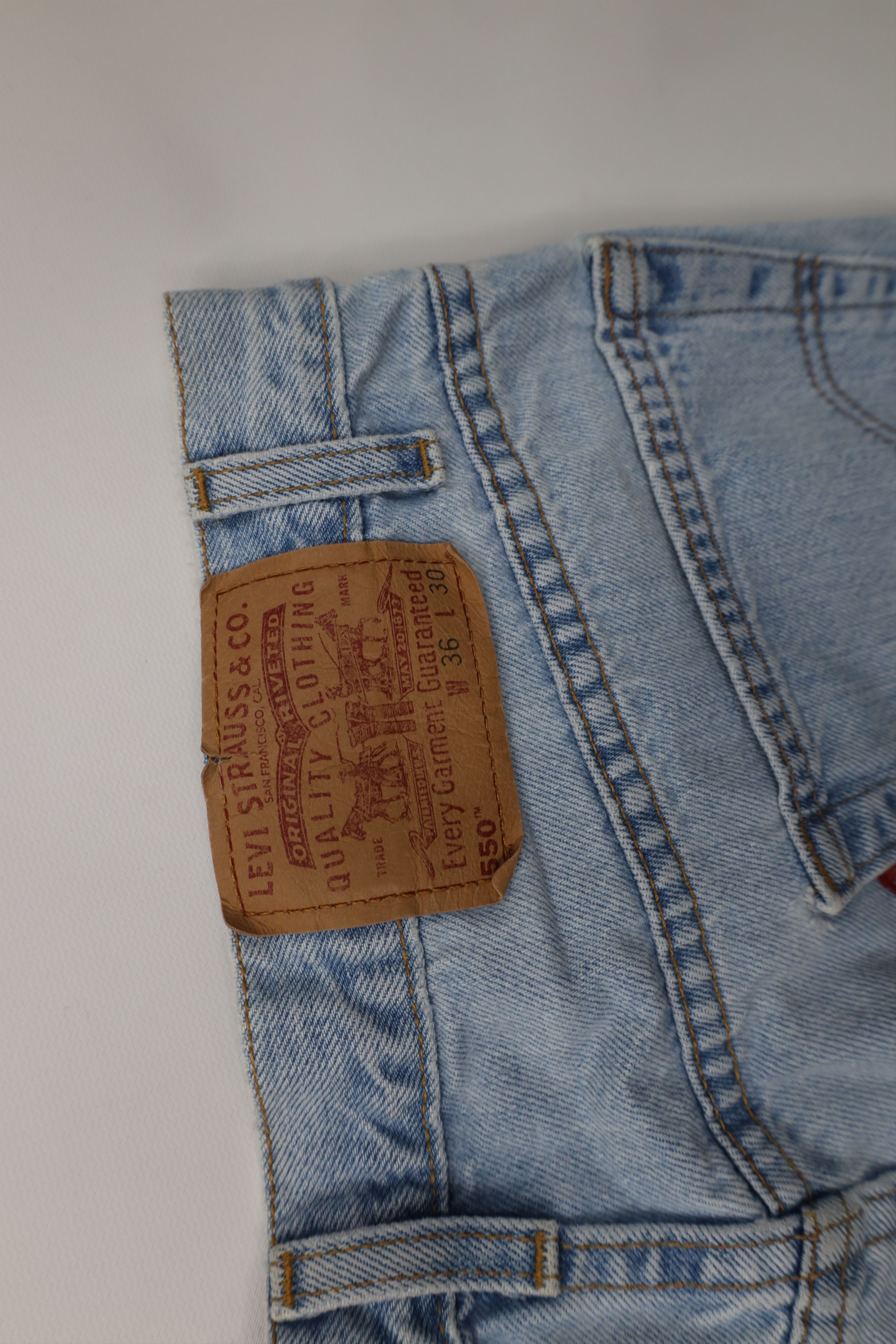 Levi's Vintage 90s Levis 550 Relaxed Fit Denim Jeans Blue USA Size US 36 / EU 52 - 16 Thumbnail