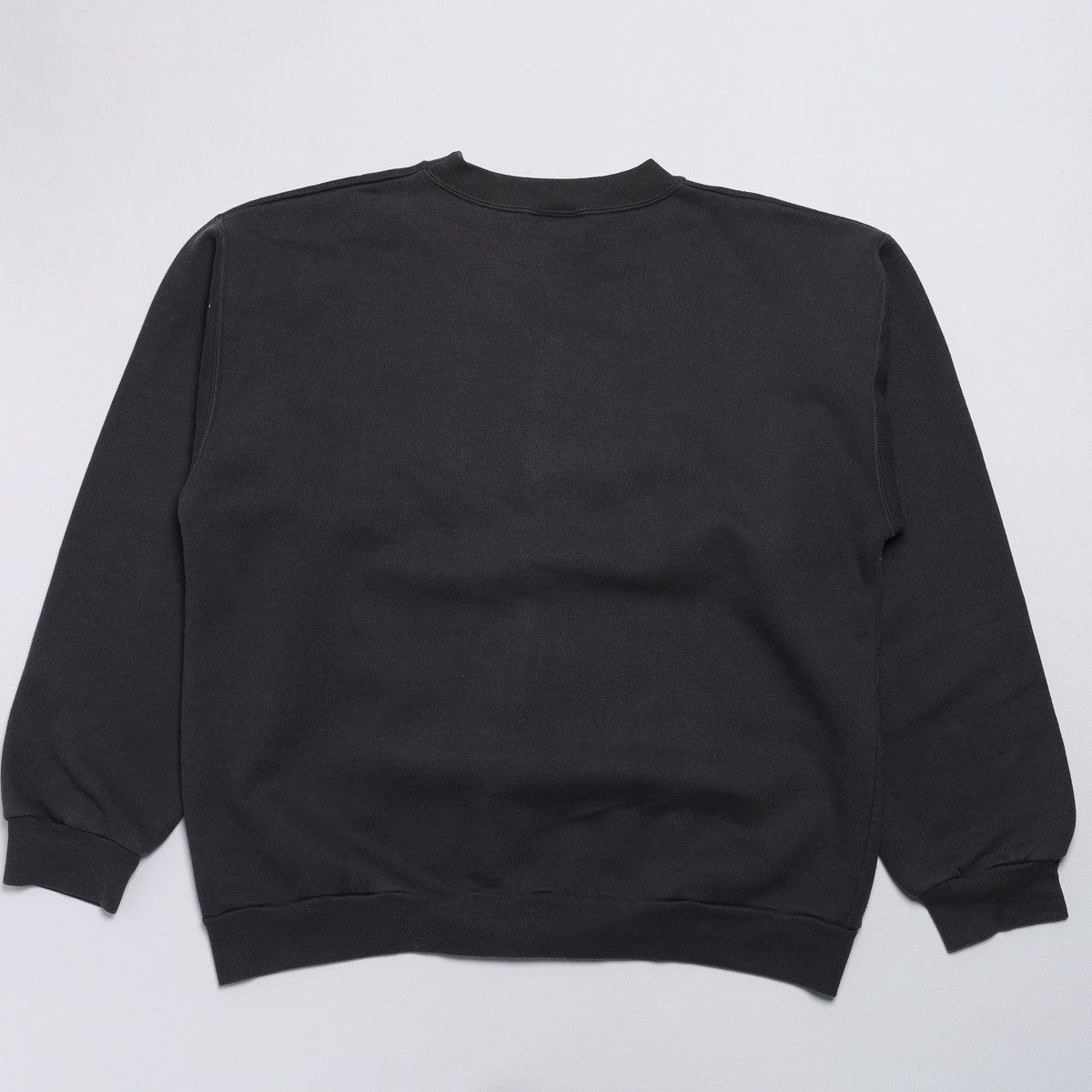 Tribal Streetwear Vintage Tribal Center Logo Sweatshirt Size US XL / EU 56 / 4 - 8 Thumbnail