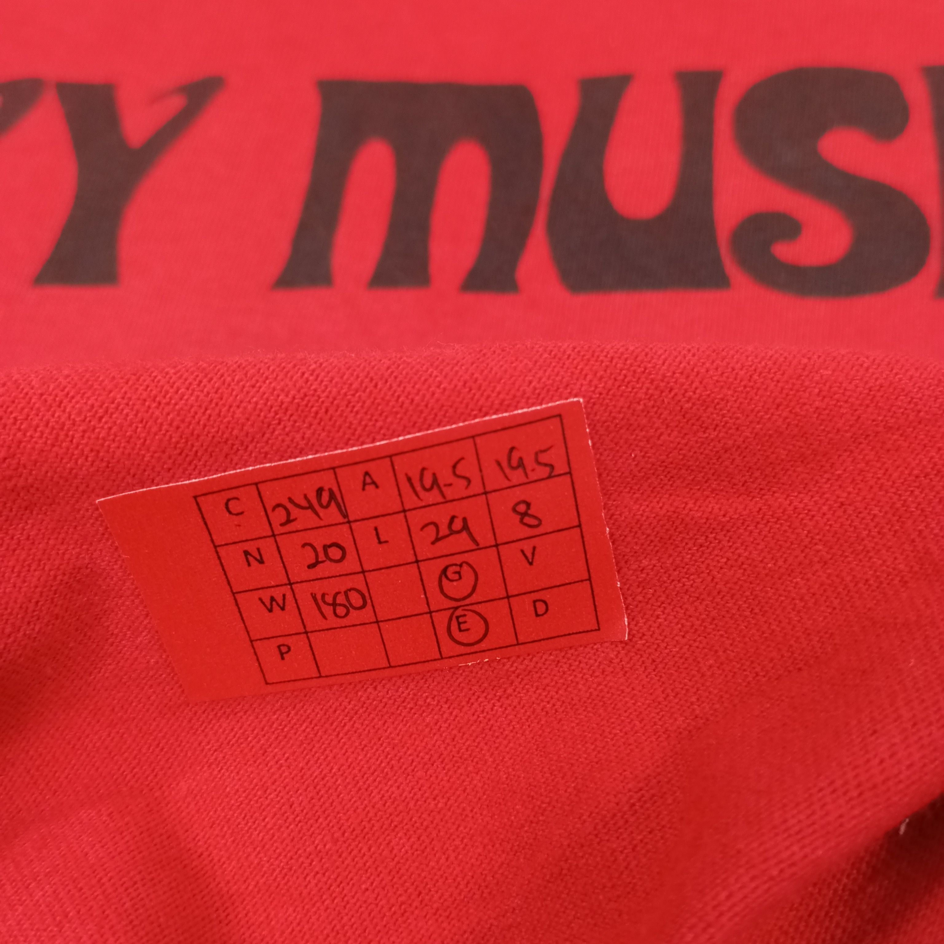 Band Tees Roxy Music Band Streetwear Style Vintage Tshirt c249n20 Size US M / EU 48-50 / 2 - 8 Thumbnail