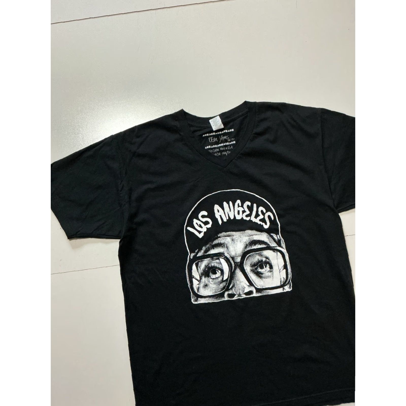 Lee Devin James Spike Lee Mars Blackmon Los Angeles Gotta Be The Shoes T-Shirt L Black Mens Large V Neck T-Shirt Size US L / EU 52-54 / 3 - 3 Thumbnail