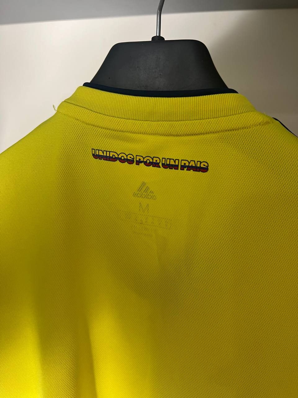 Adidas VINTAGE ADIDAS COLUMBIA RETRO SOCCER JERSE BLOKE Y2K Size US M / EU 48-50 / 2 - 8 Thumbnail
