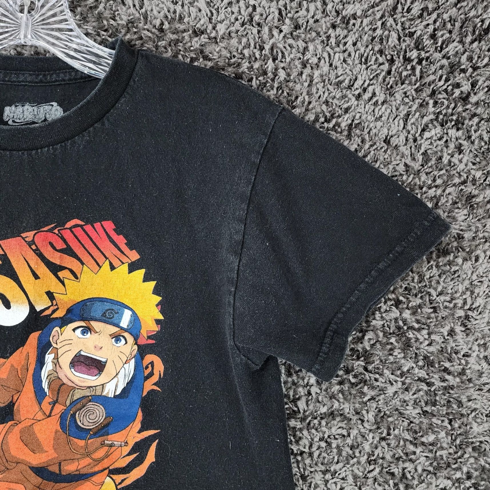 Vintage Naruto Teen Black Short Sleeve Sasuke Naruto Graphic Tee Size S Size US 29 - 3 Thumbnail