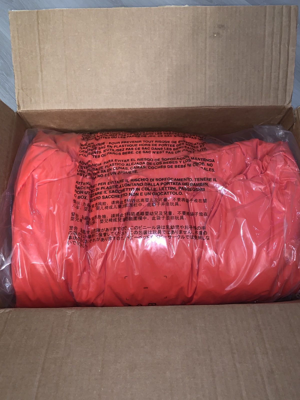 Gap × Kanye West Yeezy Gap Round Jacket Red Size XXL SS22 Kanye West Puffer Size US XXL / EU 58 / 5 - 5 Thumbnail
