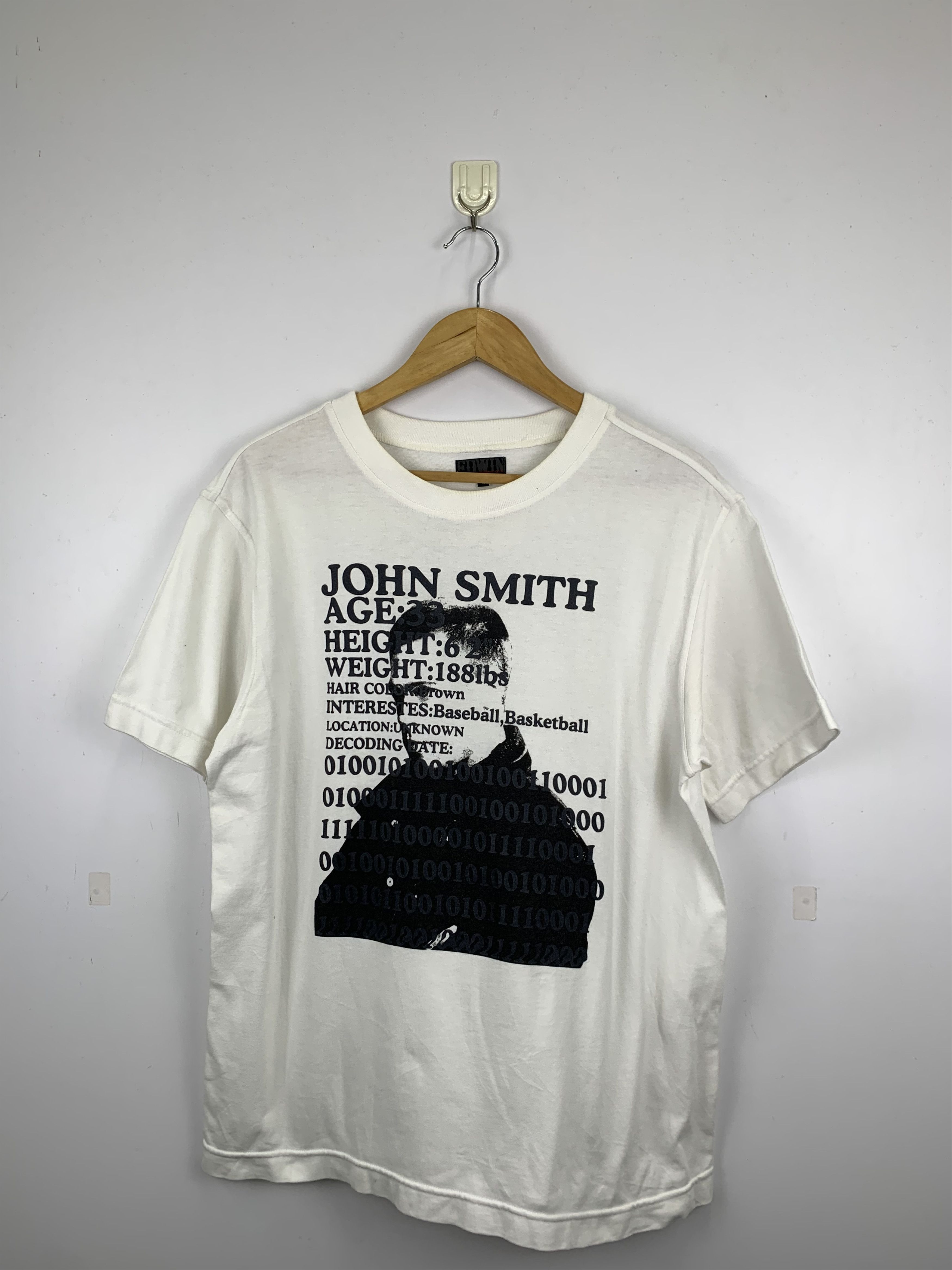 Vintage Vintage Mr & Mrs Smith Action Movie T Shirt TA0071 Size US L / EU 52-54 / 3 - 1 Thumbnail