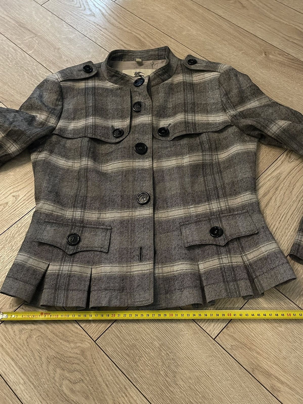 Burberry Burberry Wool jacket Size M / US 6-8 / IT 42-44 - 14 Thumbnail