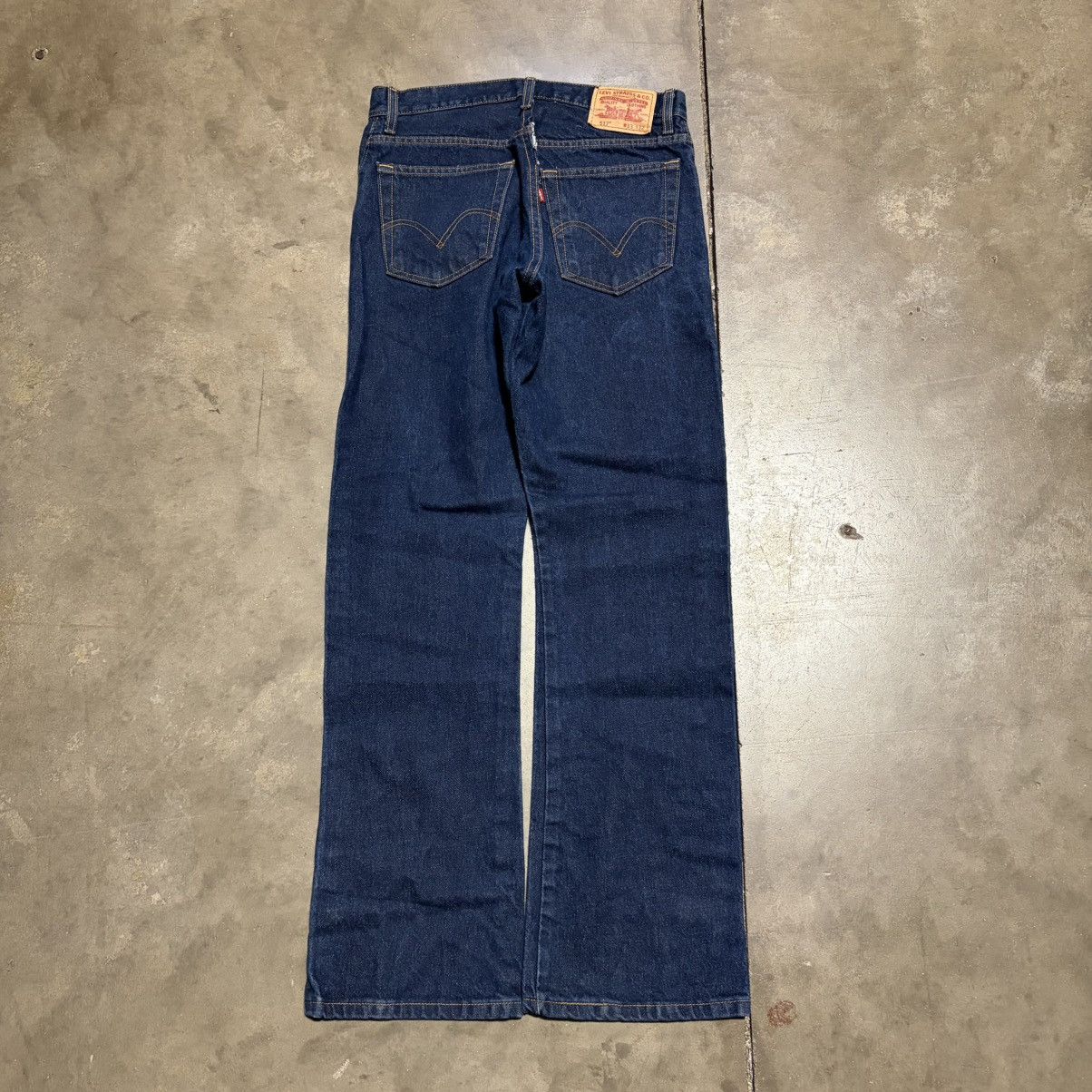 Levi's Vintage Levis 517 Boot Cut Jeans Relaxed Dark Wash Western Size US 33 - 6 Thumbnail