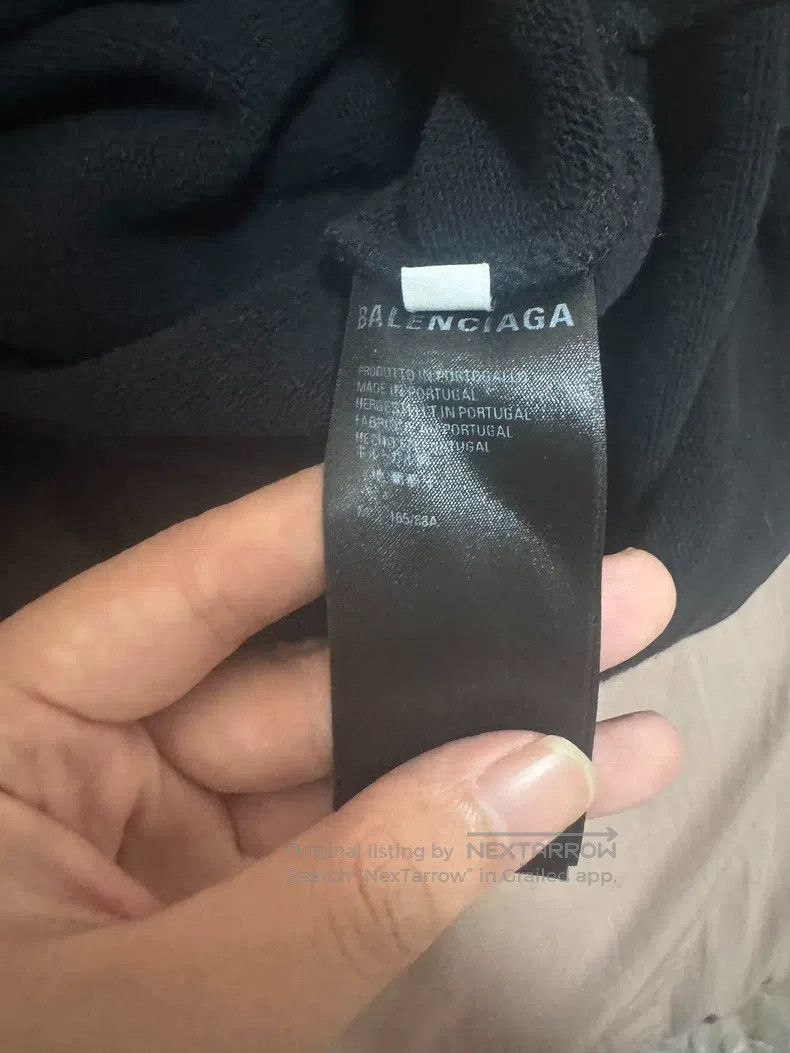 Balenciaga Balenciaga Short Hooded Sweatshirt Black Chest Letter Logo Size US M / EU 48-50 / 2 - 5 Thumbnail