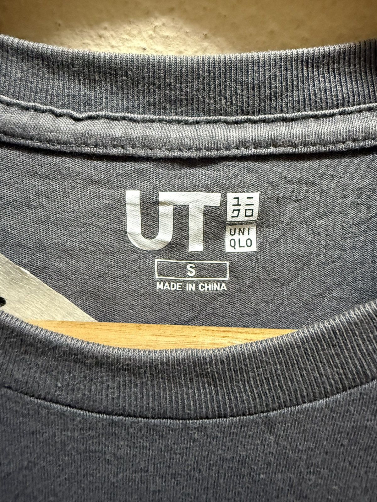 Anime Uniqlo X Gintama Japanese Anime Tshirt Size US XS / EU 42 / 0 - 7 Thumbnail