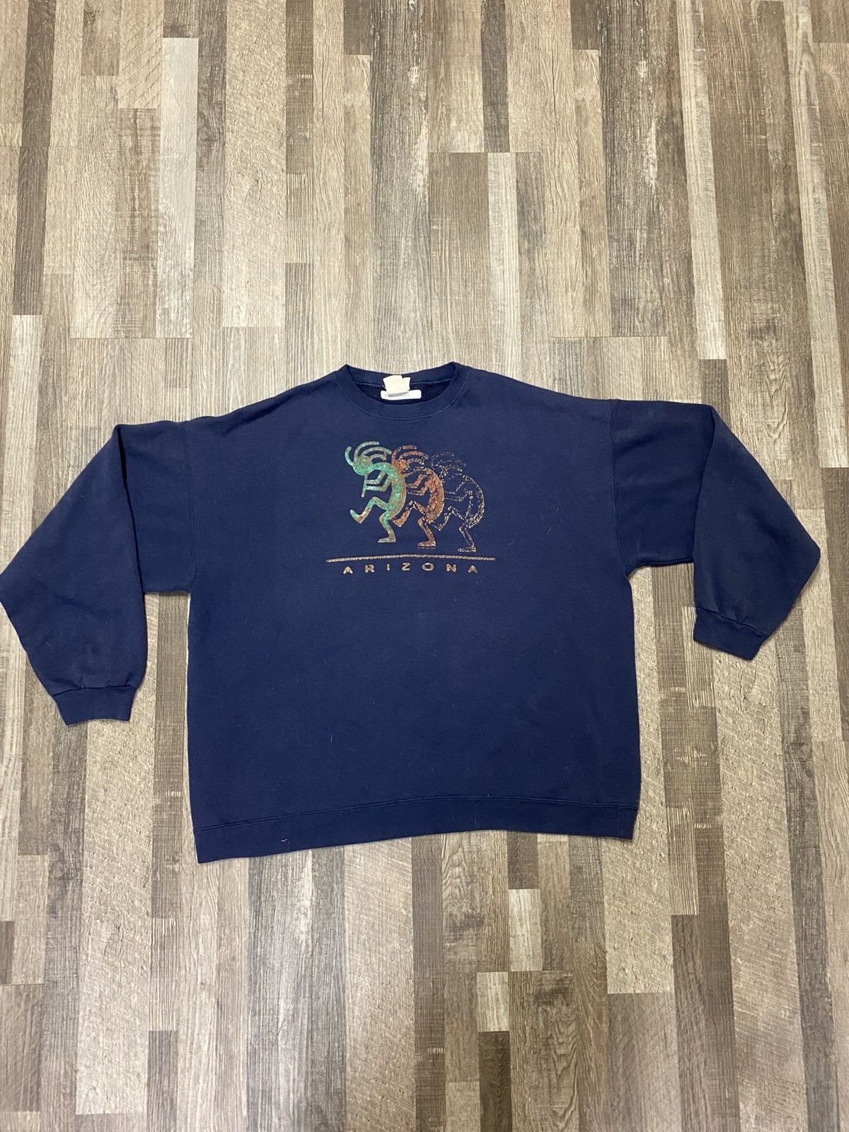 Vintage 90’s 1997 Arizona Aztec Crewneck Sweatshirt Boxy Sun Faded Size US XL / EU 56 / 4 - 5 Thumbnail