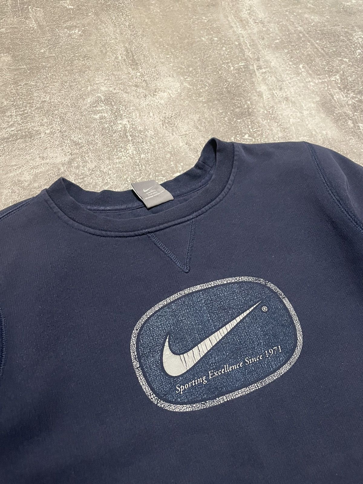 Nike Vintage Nike Sweatshirt Big Logo Size US S / EU 44-46 / 1 - 2 Thumbnail