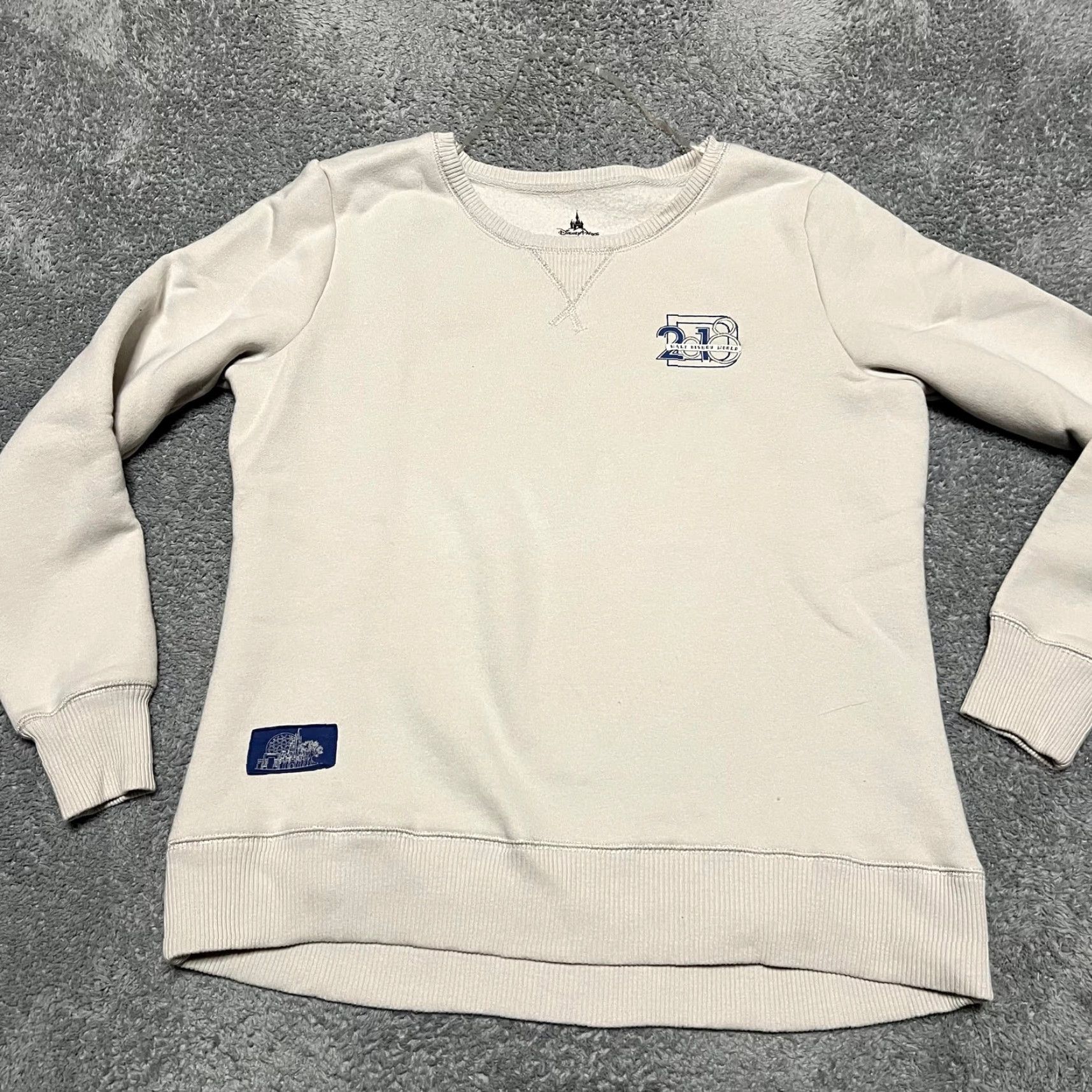Disney Disney Parks Sweatshirt Womens XL Cream Embroidered Crew Size XL / US 12-14 / IT 48-50 - 3 Thumbnail