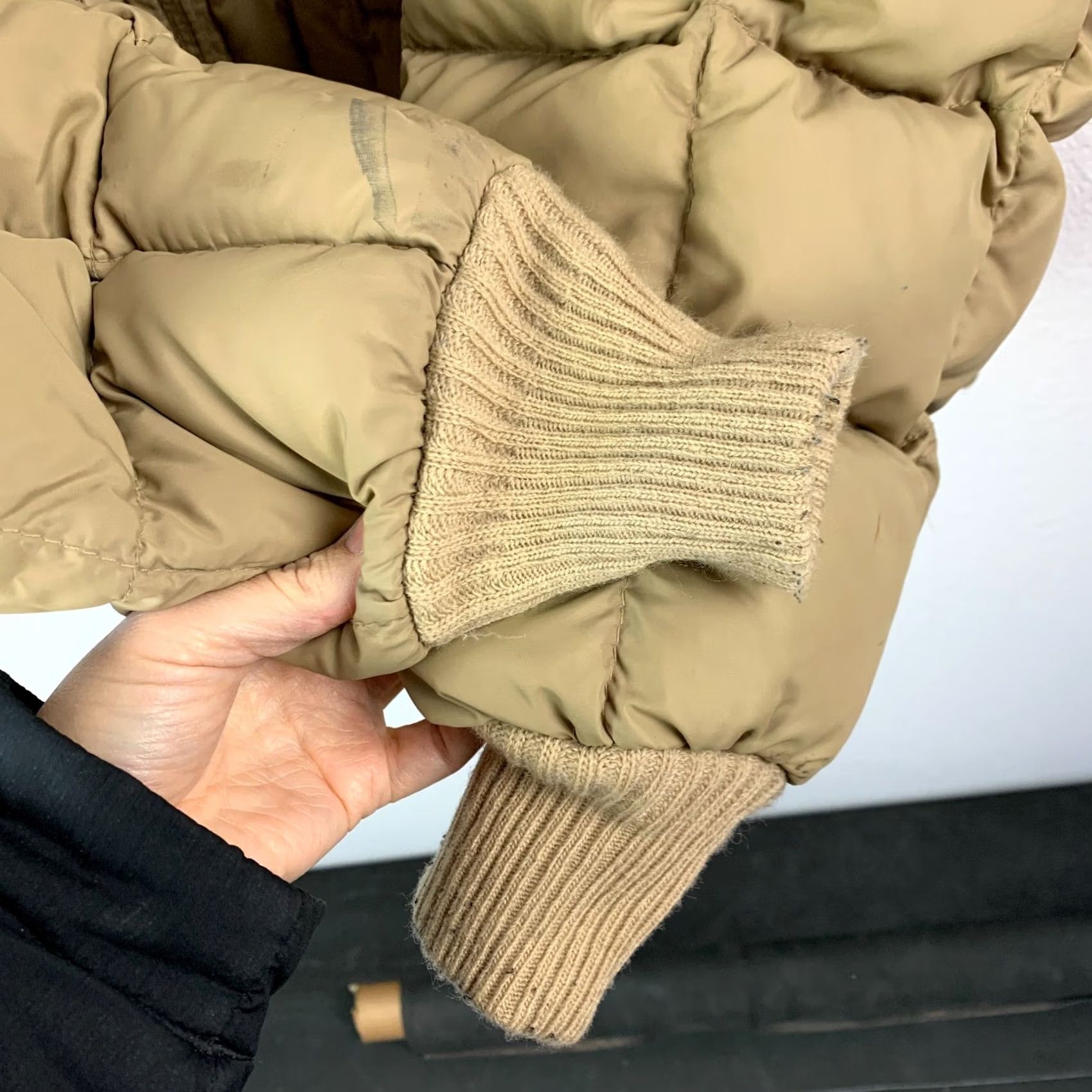 Walls VINTAGE Walls Blizzard-Pruf Down Tan Puffer Jacket Coat 2XL Nylon Brown 1970s USA Mens Manufactured Puffer Jacket Size US XXL / EU 58 / 5 - 4 Thumbnail