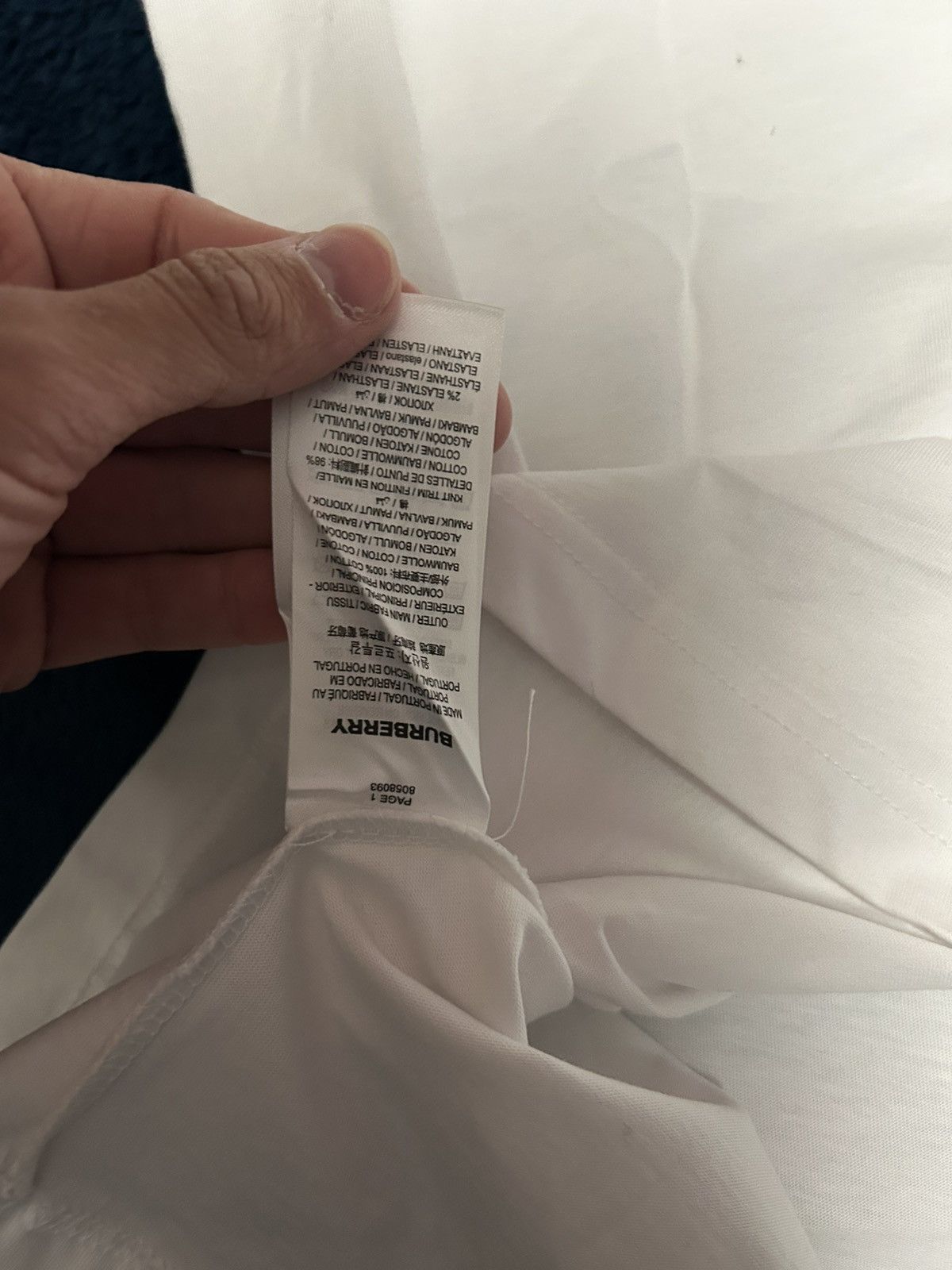 Burberry Burberry tee runs big Size US S / EU 44-46 / 1 - 5 Thumbnail