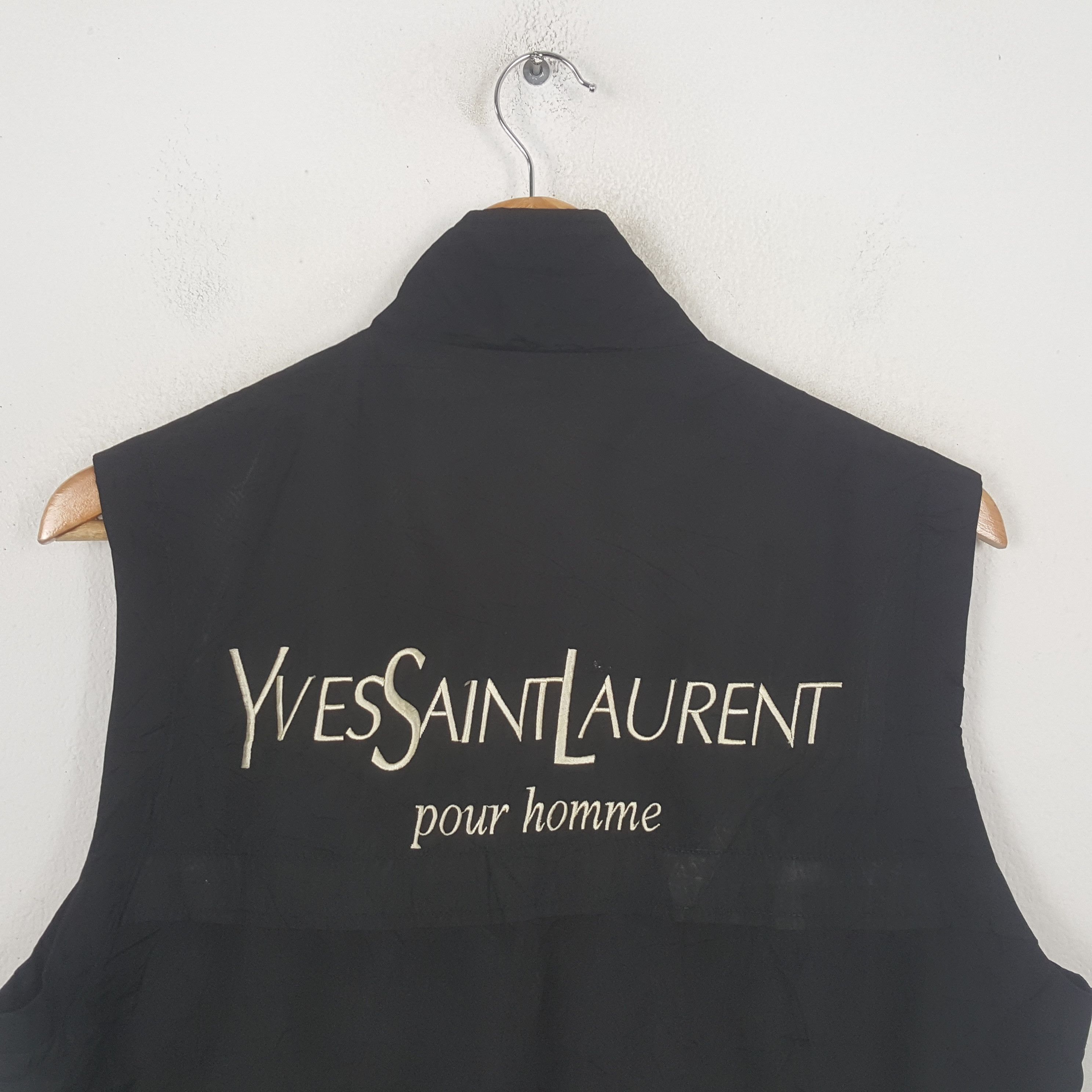 Yves Saint Laurent Vintage Yves Saint Laurent Luxury Fashion Brand Vest C294N35 Size US M / EU 48-50 / 2 - 2 Thumbnail