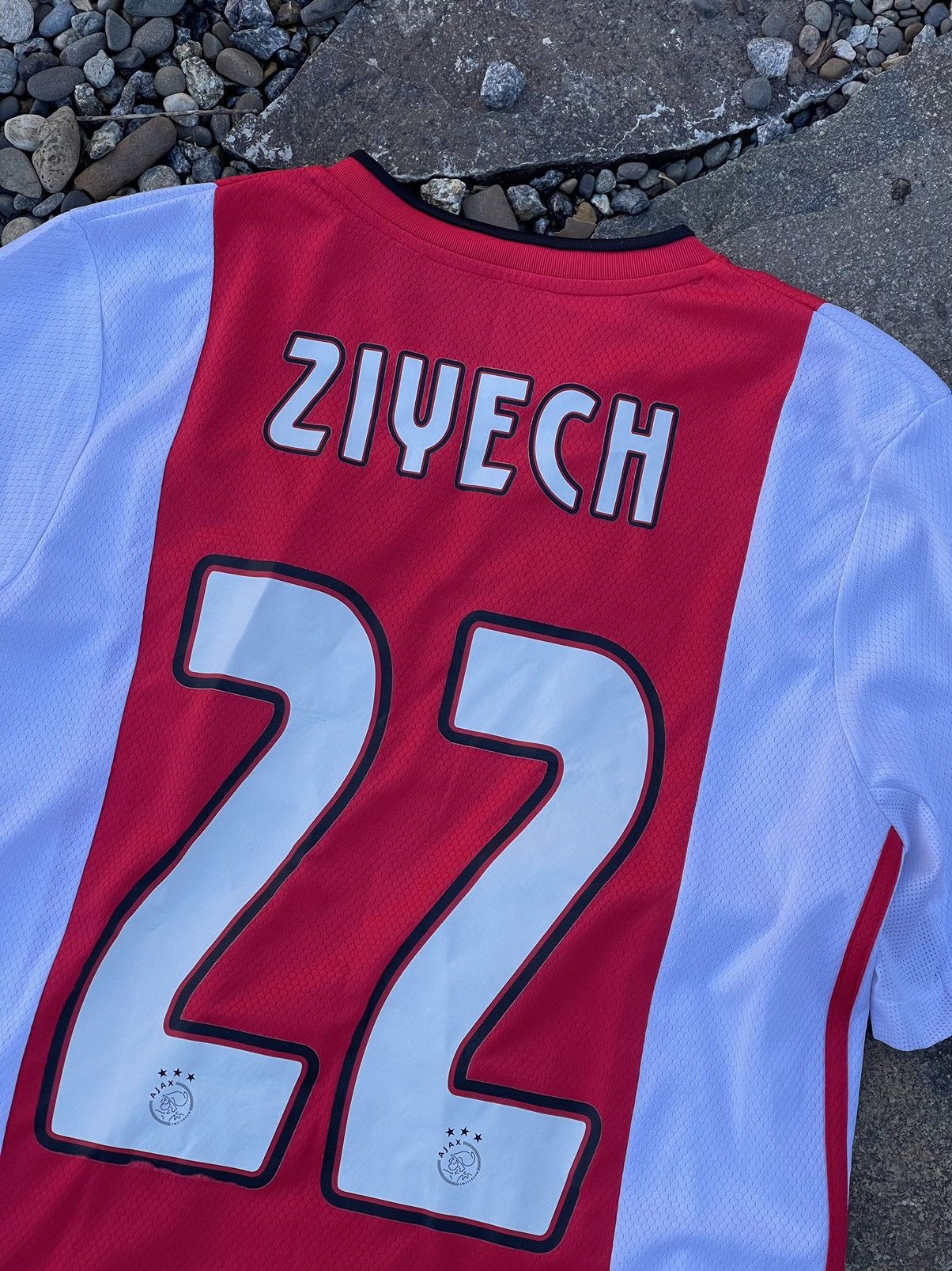 Adidas 2019 Adidas Ajax #22 Ziyech soccer jersey Size US XS / EU 42 / 0 - 8 Thumbnail