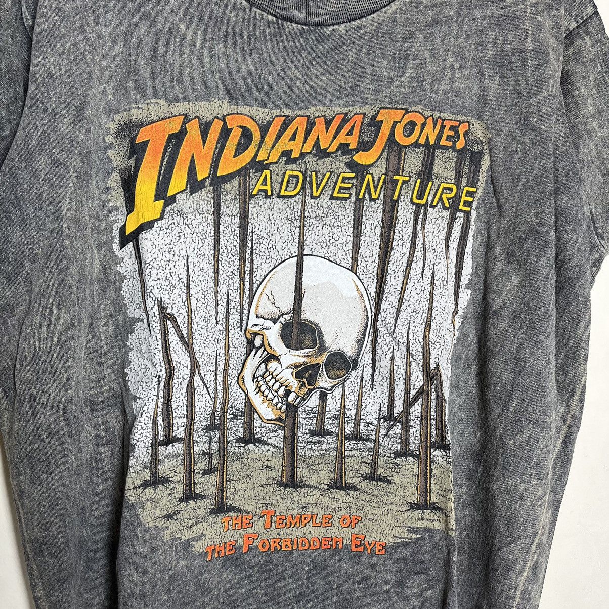Vintage Rare Vintage 90's Indiana Jones Movie Shirt Size US L / EU 52-54 / 3 - 2 Thumbnail