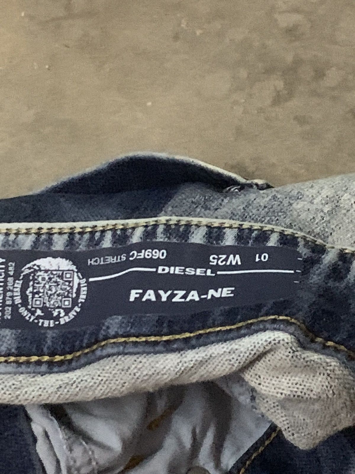 Diesel Diesel Fayza-Ne Strecth Flare Jeans Size 25" / US 0 / IT 36 - 9 Thumbnail