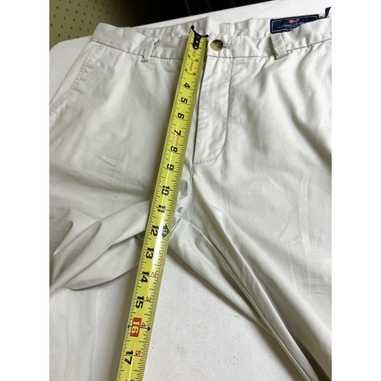 Vineyard Vines Vineyard Vines Pants Men 35x30 Khaki Flat Front Club Twill Chino Straight Leg Mens Regular Pants Beige Flat Front 35 in Waist Vintage No Size US 35 - 7 Thumbnail