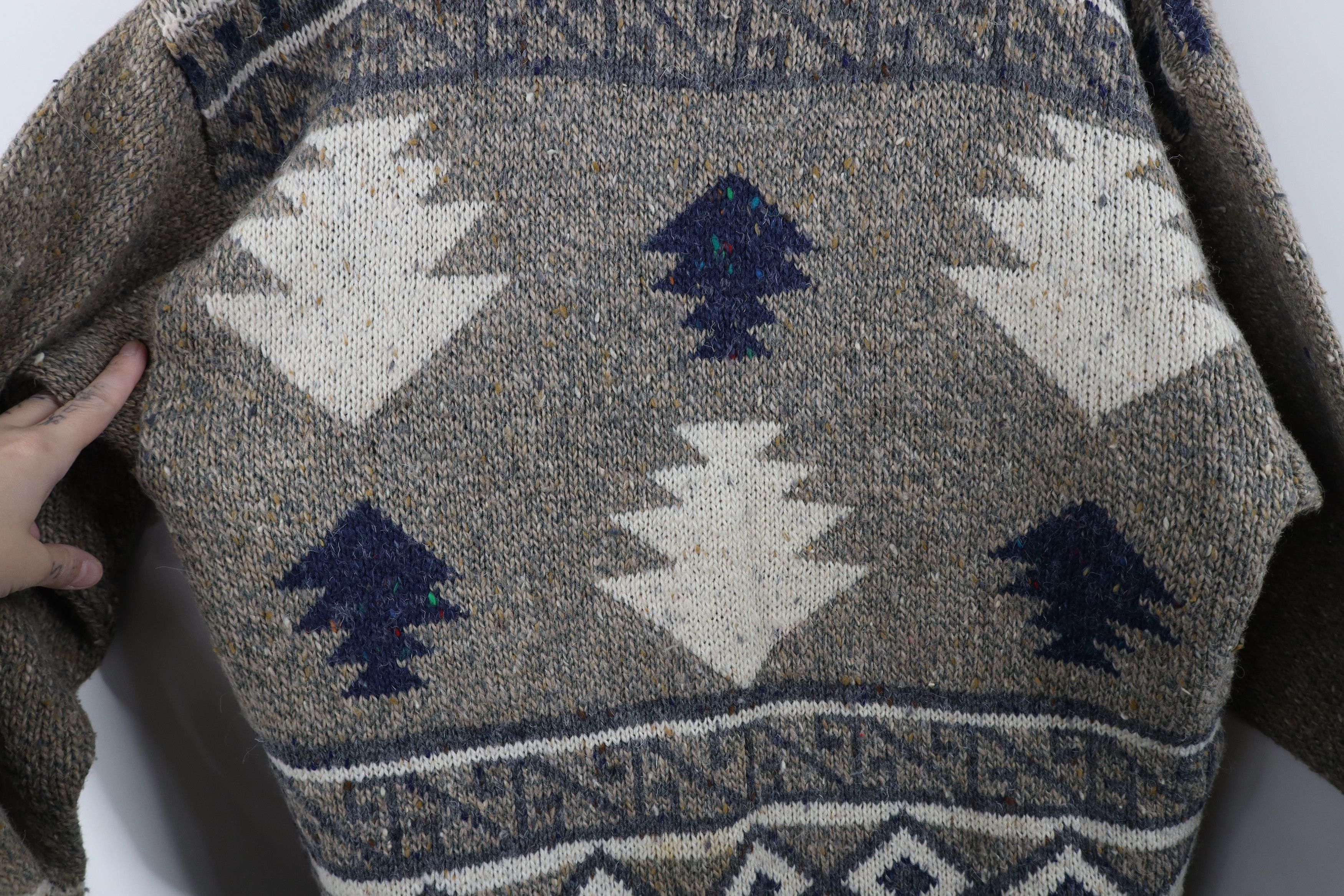 Vintage Vintage 90s Streetwear Southwestern Fair Isle Knit Sweater Size L / US 10 / IT 46 - 5 Thumbnail
