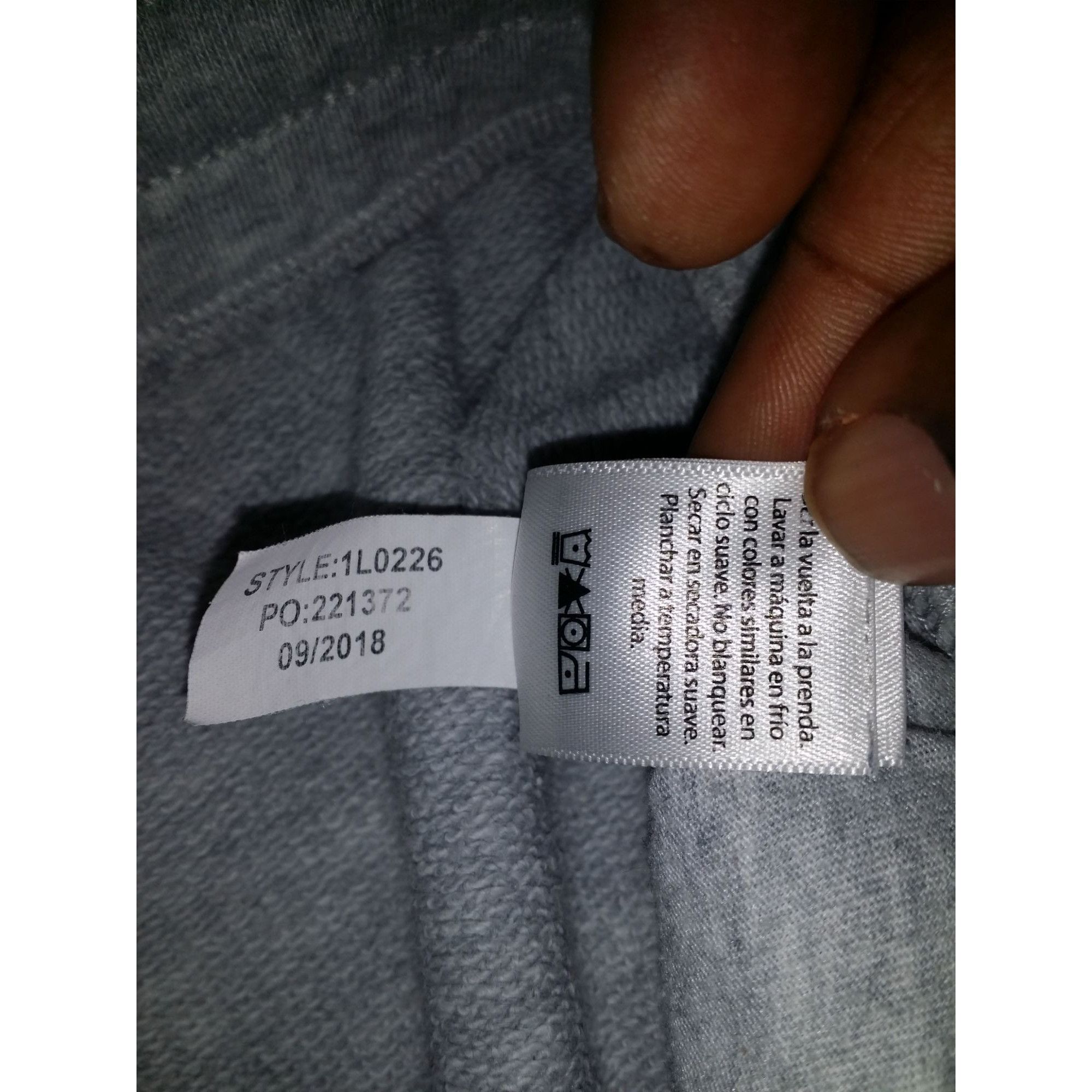 Vineyard Vines Vineyard Vines Performance Joggers Men Sz L Gray Drawstring Size US 38 / EU 54 - 6 Thumbnail