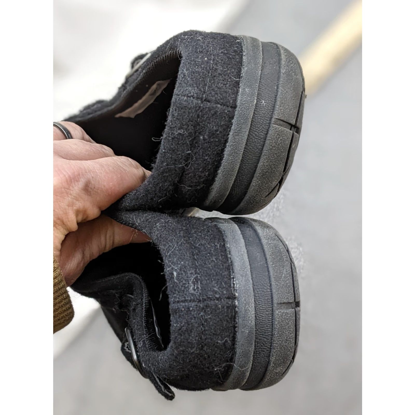 Merrell Merrell Womens Slip-On Slipper Black Fabric Buckle 8 M Fleece Indoor Outdoor J95298 Size M / US 6-8 / IT 42-44 - 3 Thumbnail