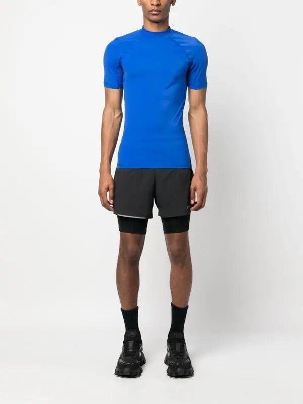 Balmain o1y0426 Crewneck T-Shirt in Bright Blue Size US S / EU 44-46 / 1 - 5 Thumbnail