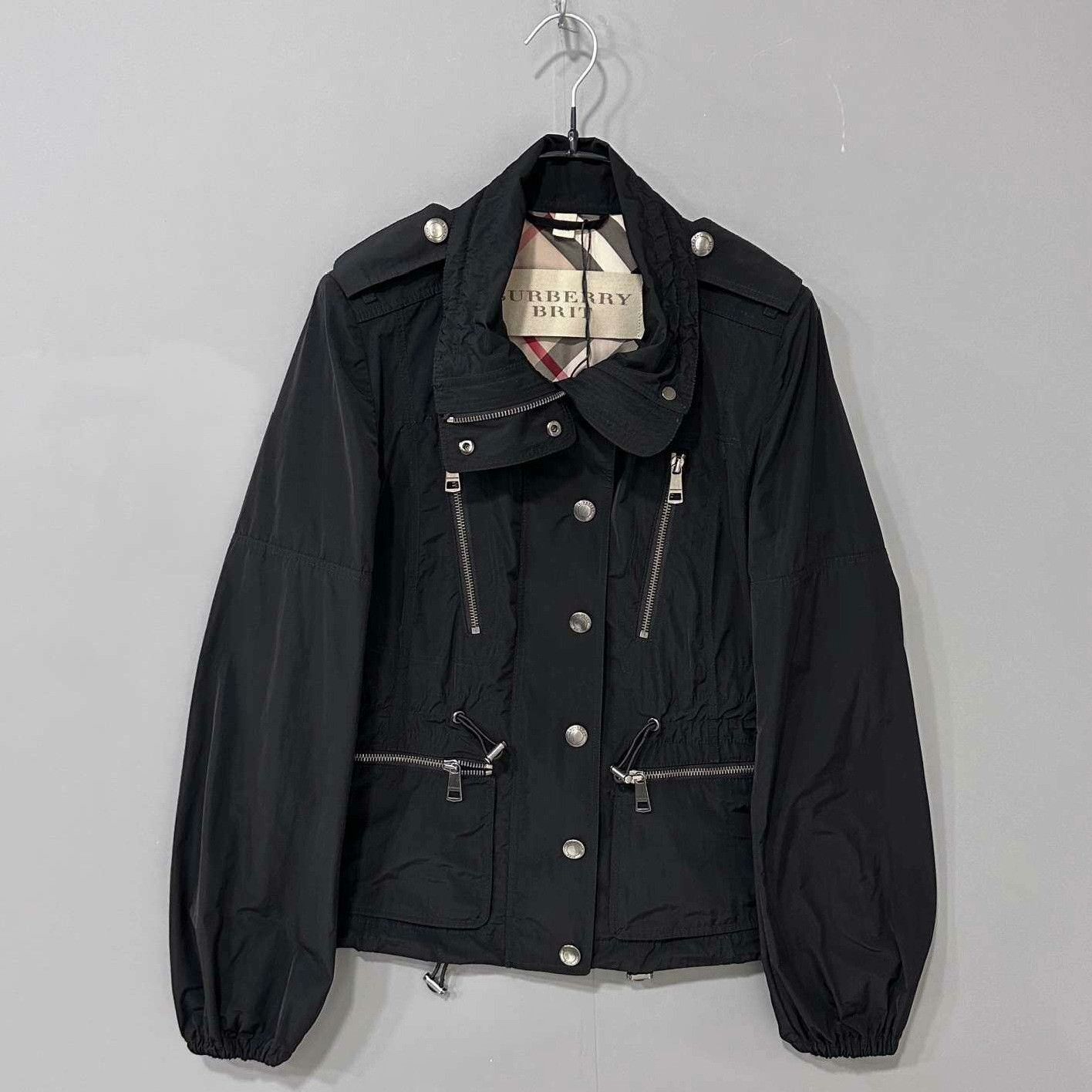 Burberry Burberry Black Jacket 6 Women Size XS / US 0-2 / IT 36-38 - 1 Thumbnail